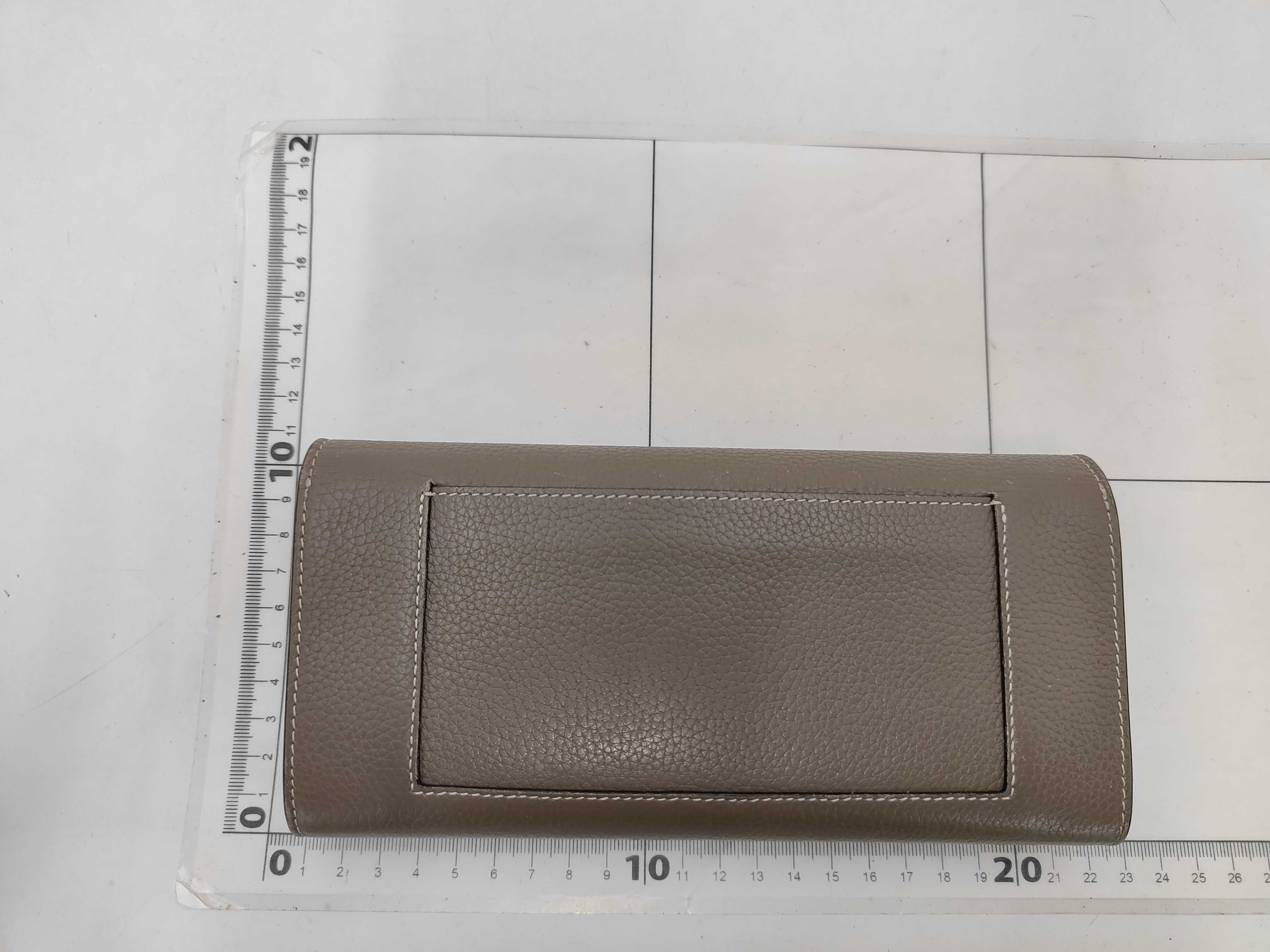 Long Wallet — view 2