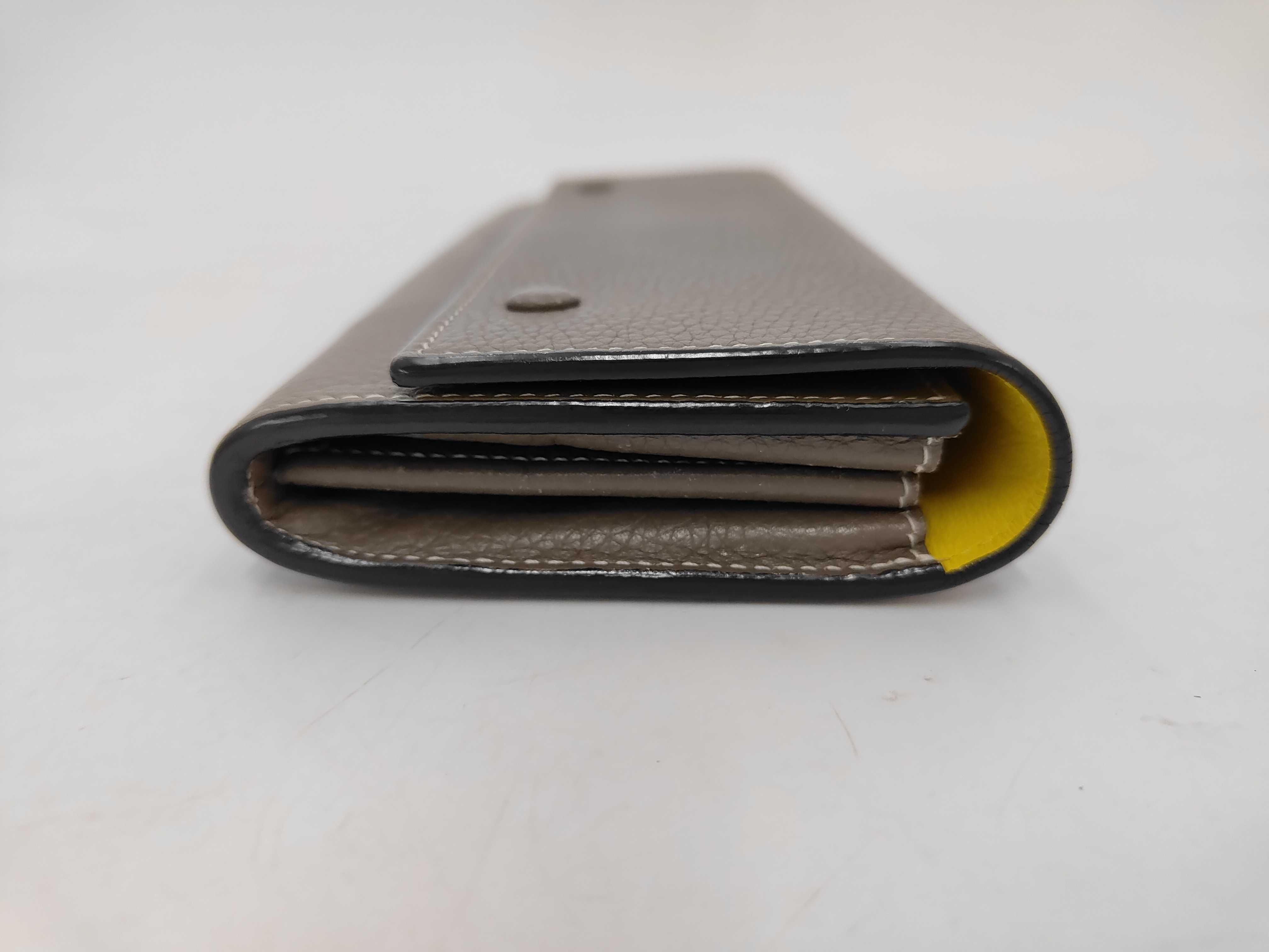 Long Wallet — view 4