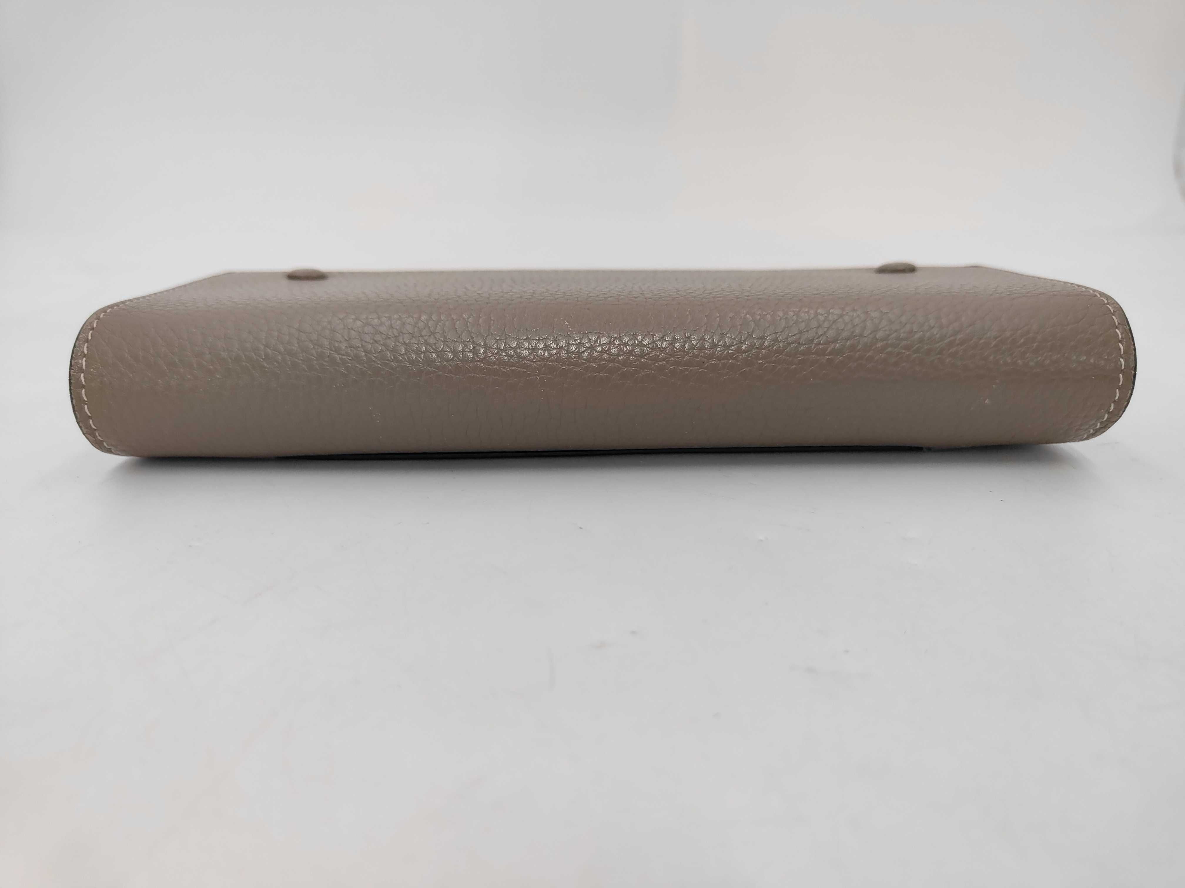 Long Wallet — view 5