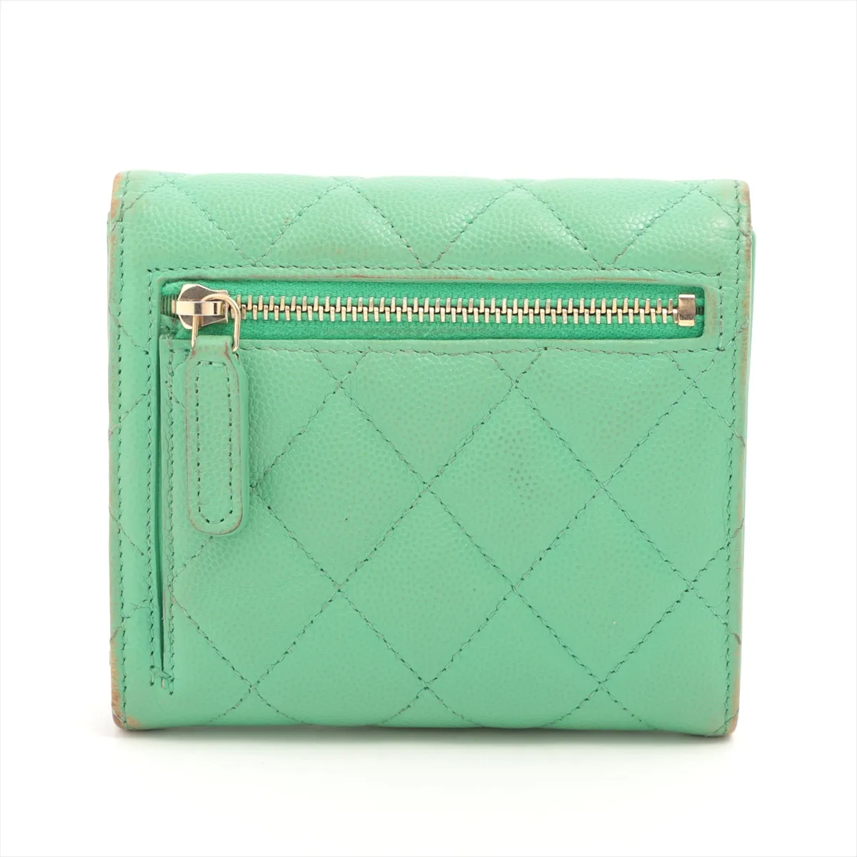 Matelasse caviar skin compact wallet green gold hardware — view 2