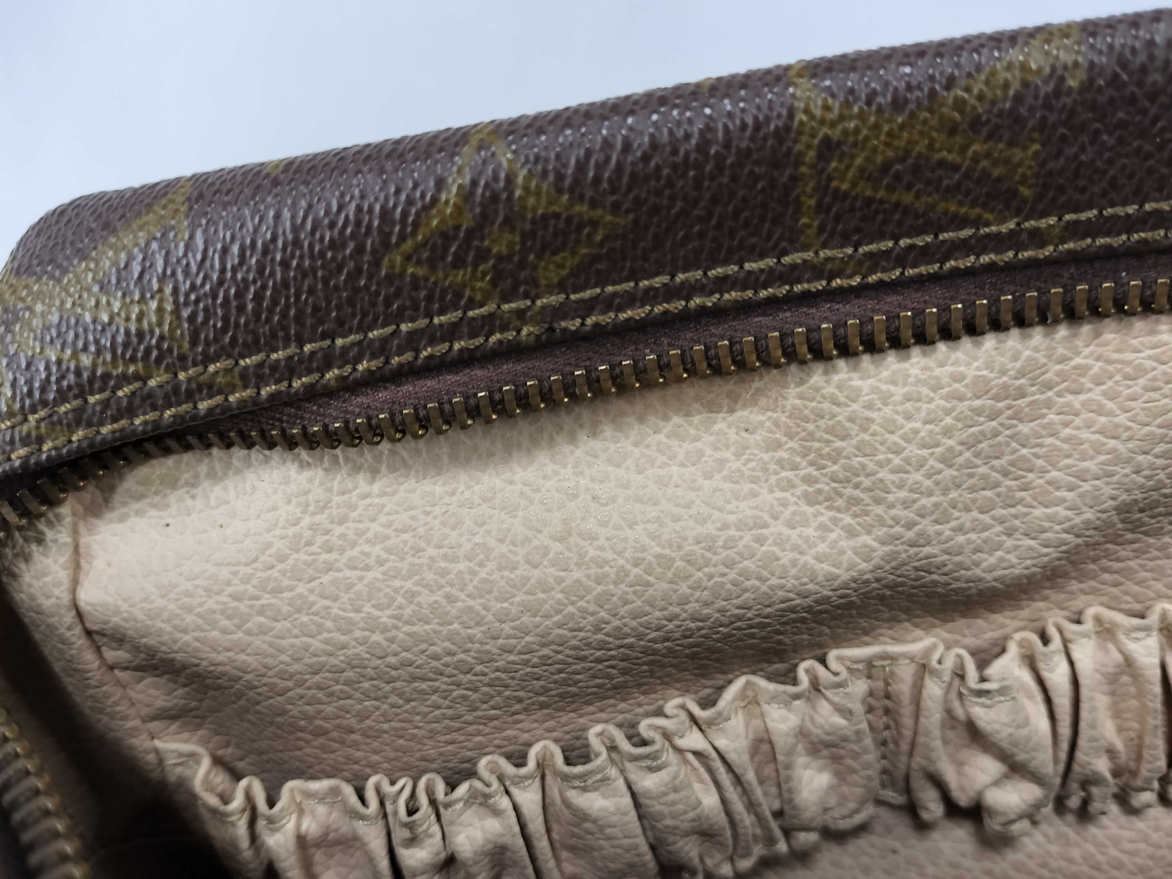 Monogram Troussard Toilette 28 M47522 Pouch Second Bag — view 14