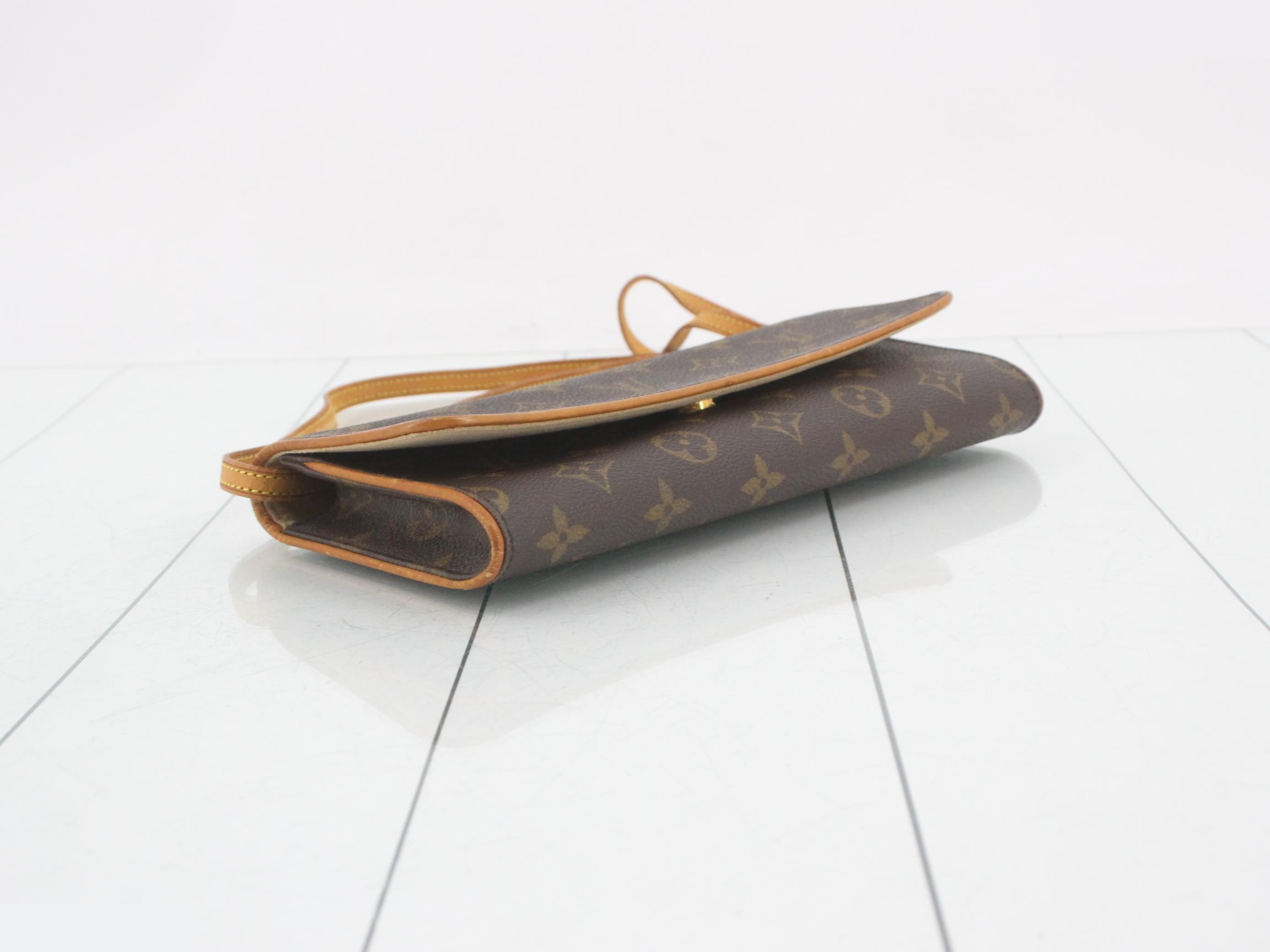 Monogram Pochette Twin GM FL1010 Shoulder Bag — view 5