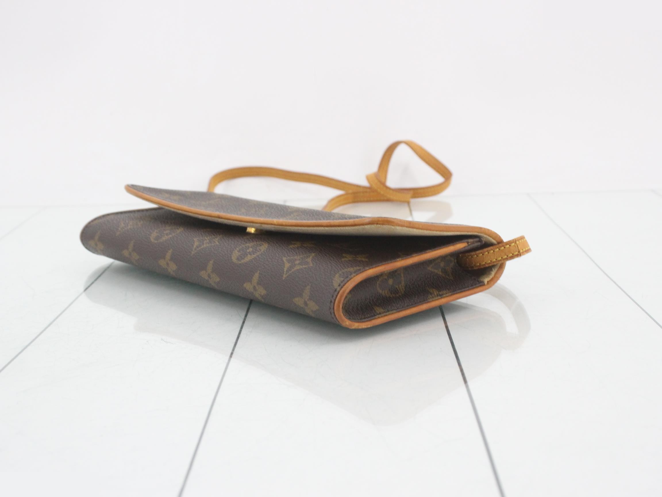 Monogram Pochette Twin GM FL1010 Shoulder Bag — view 6