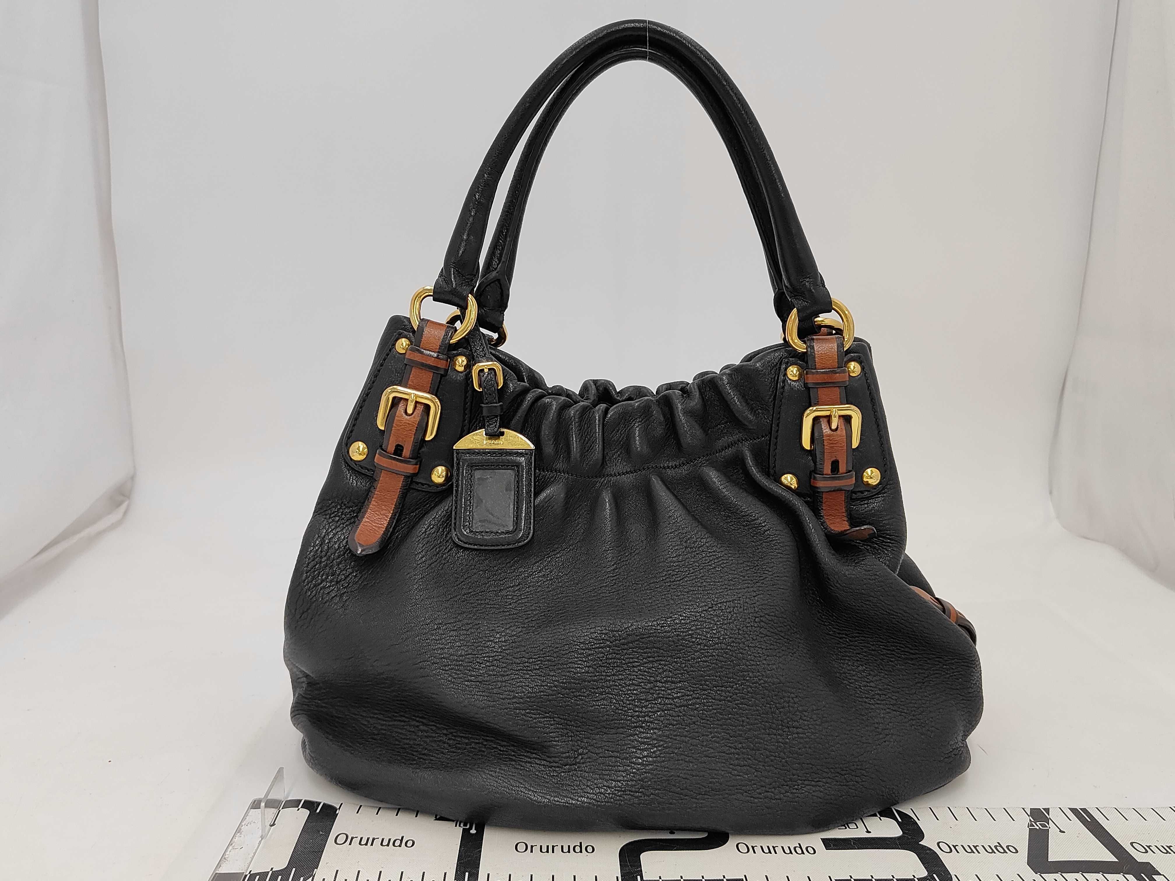 Soft Calf Leather Shirring Shoulder Bag — view 2