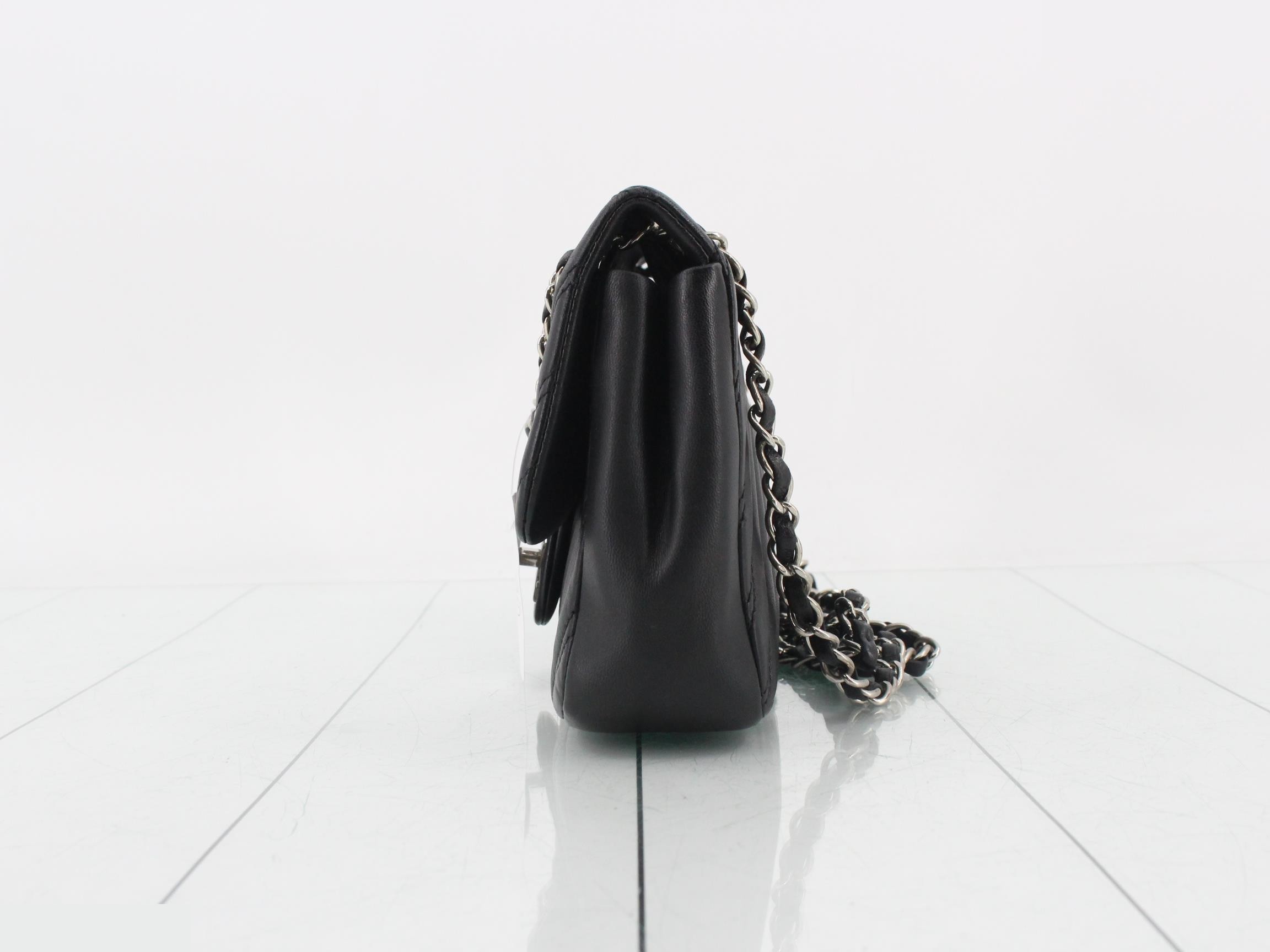 V-stitch leather double chain shoulder bag, black — view 3