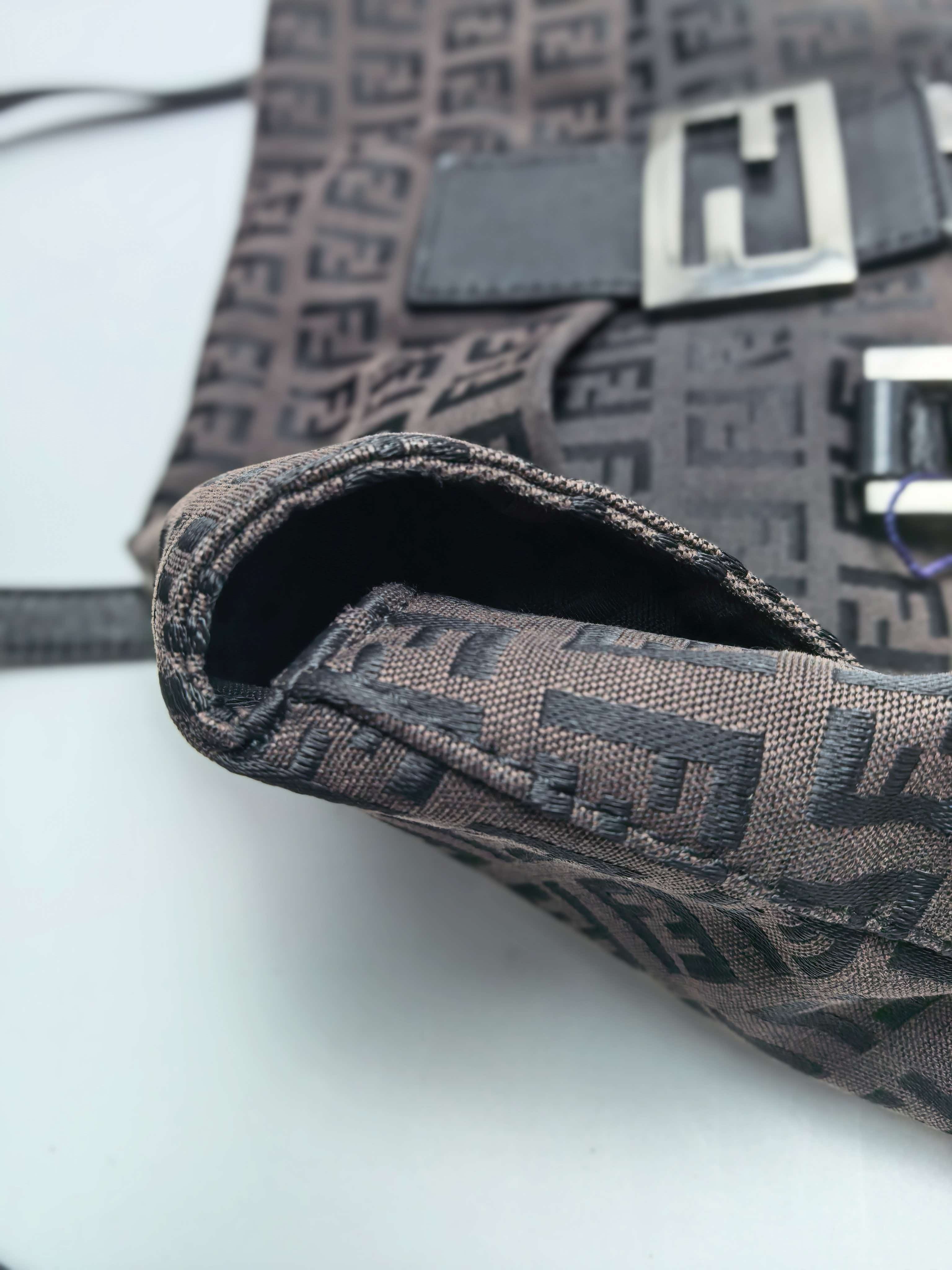 【*Shipped from: China*】FENDI Baguette Canvas Handbag — view 14