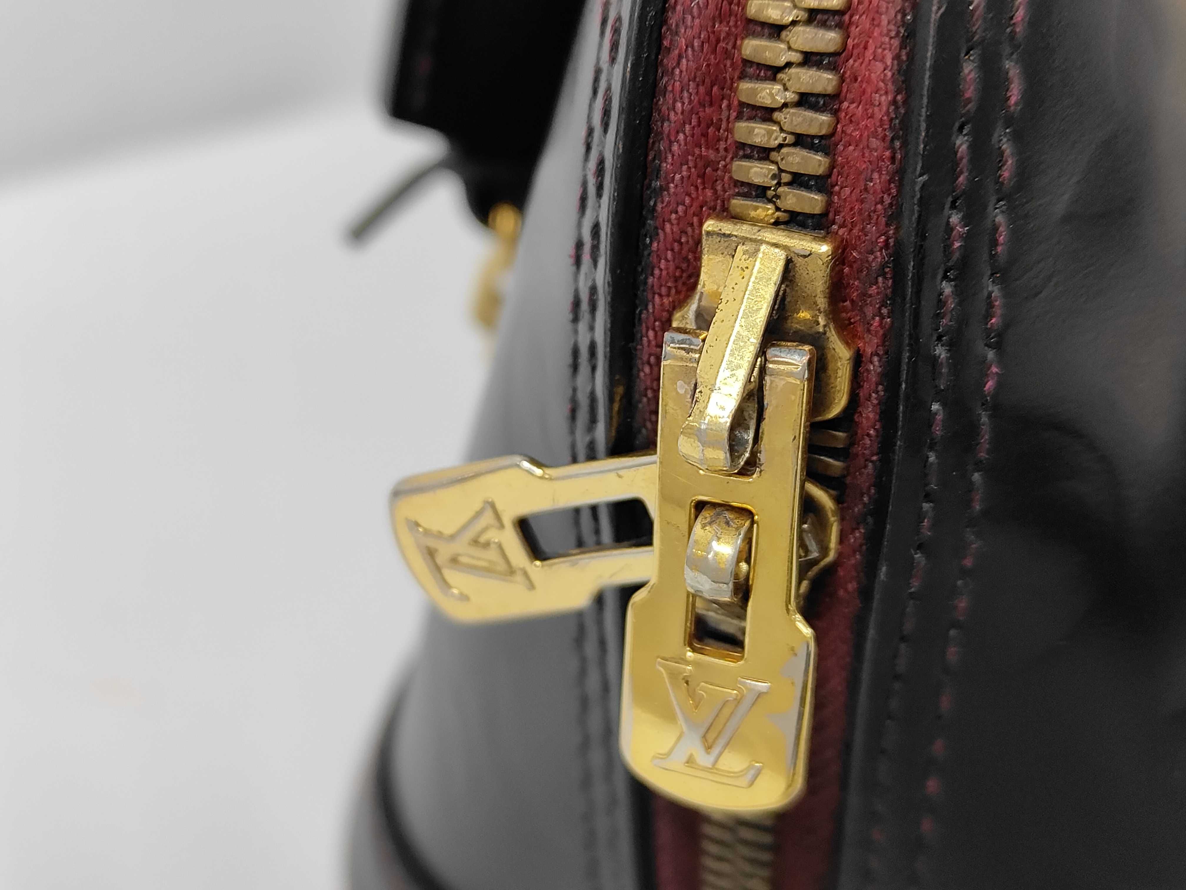 Alma BB Black Boston Bag — view 8