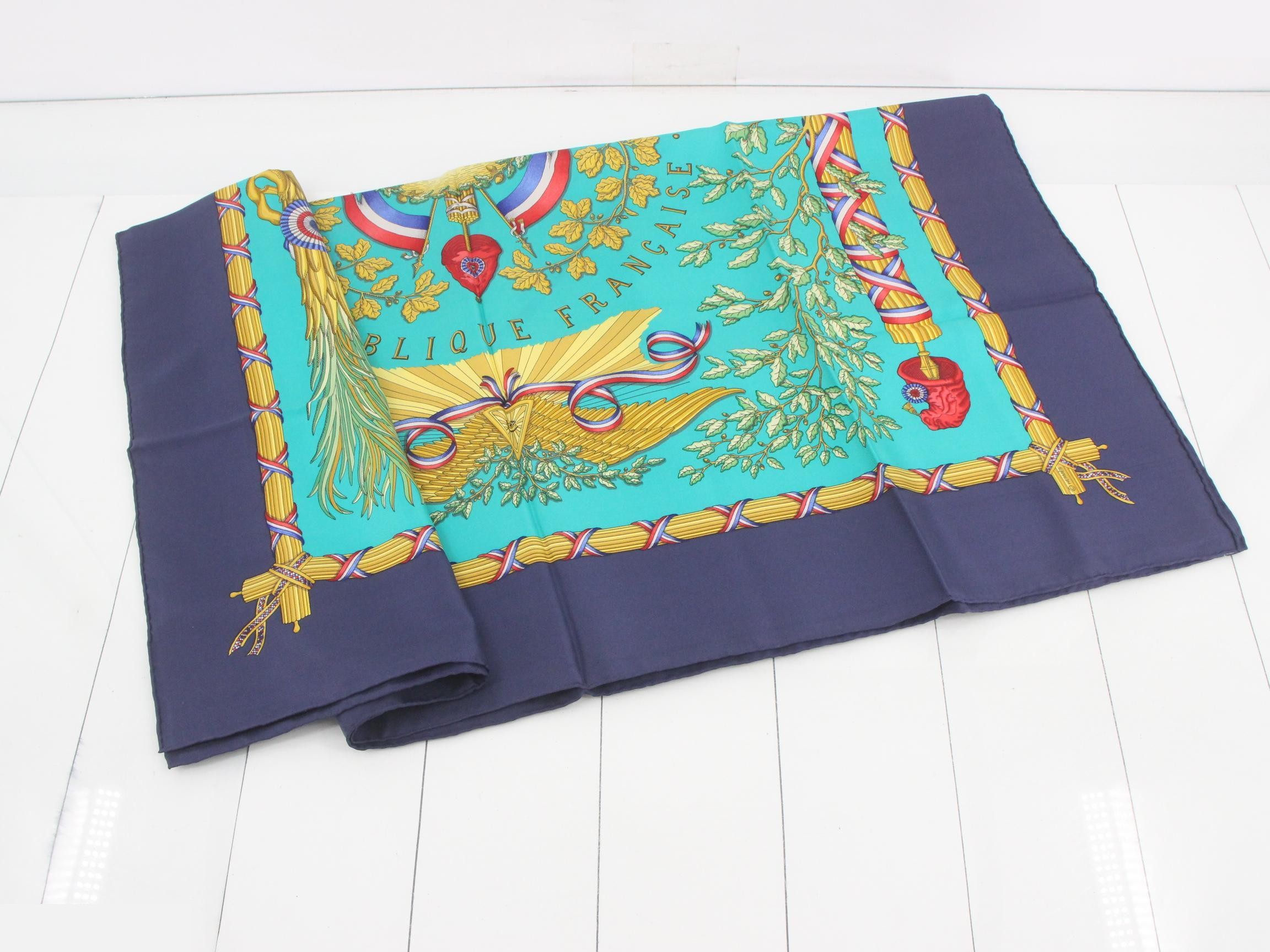 Scarf 1 — view 3