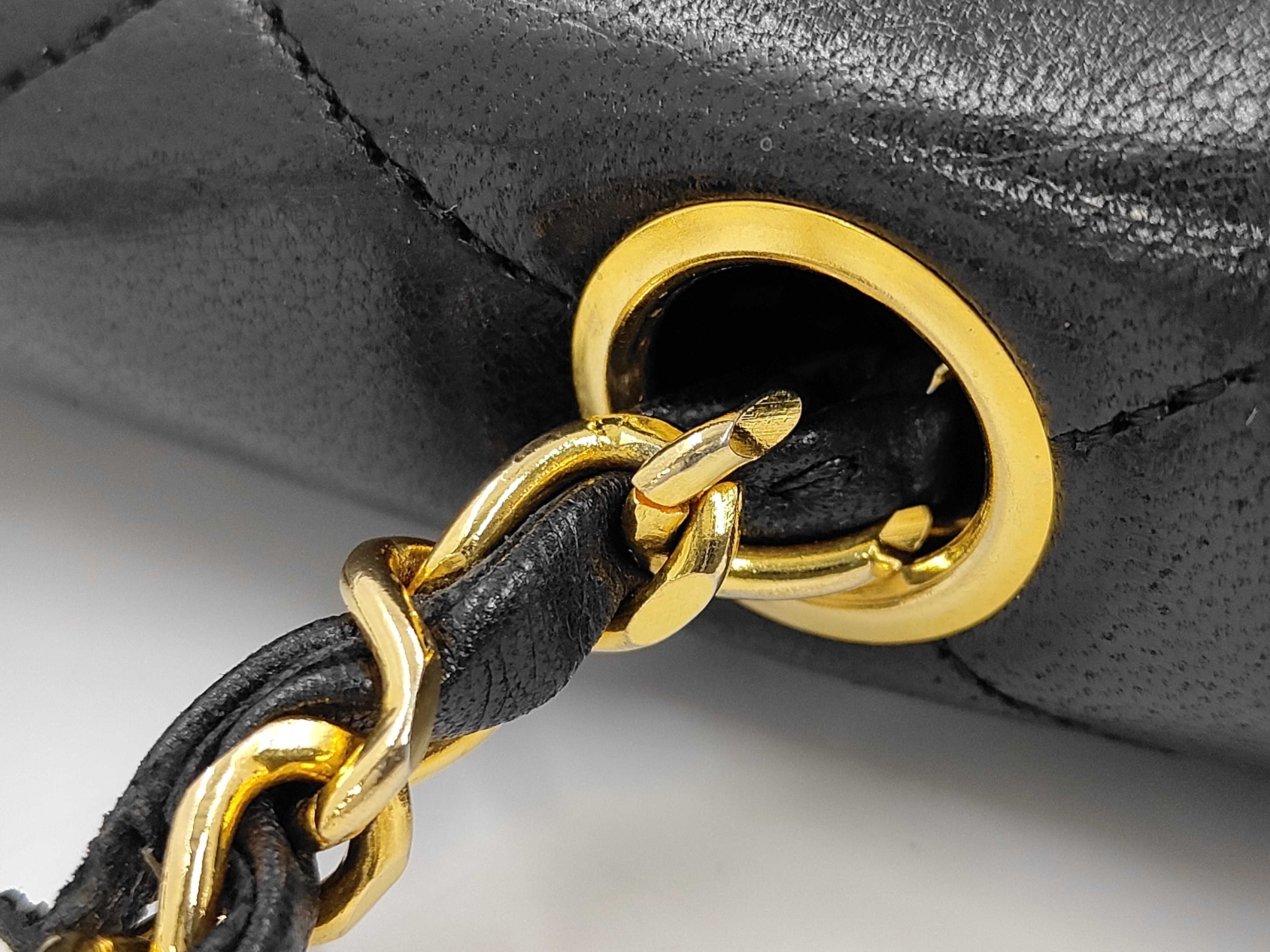 Matelasse Single Flap Single Chain Shoulder Bag — view 5