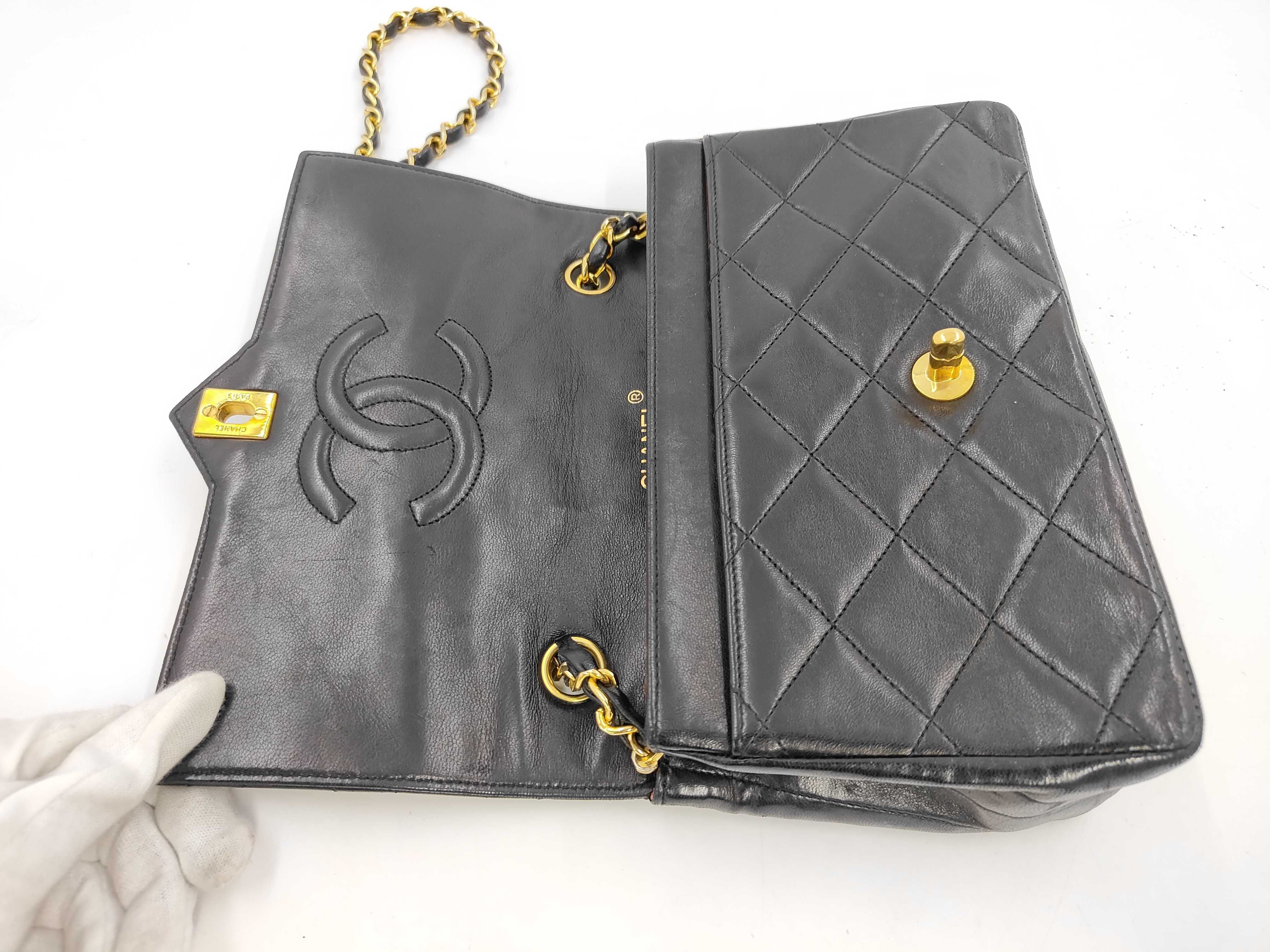Matelasse Single Flap Single Chain Shoulder Bag — view 8