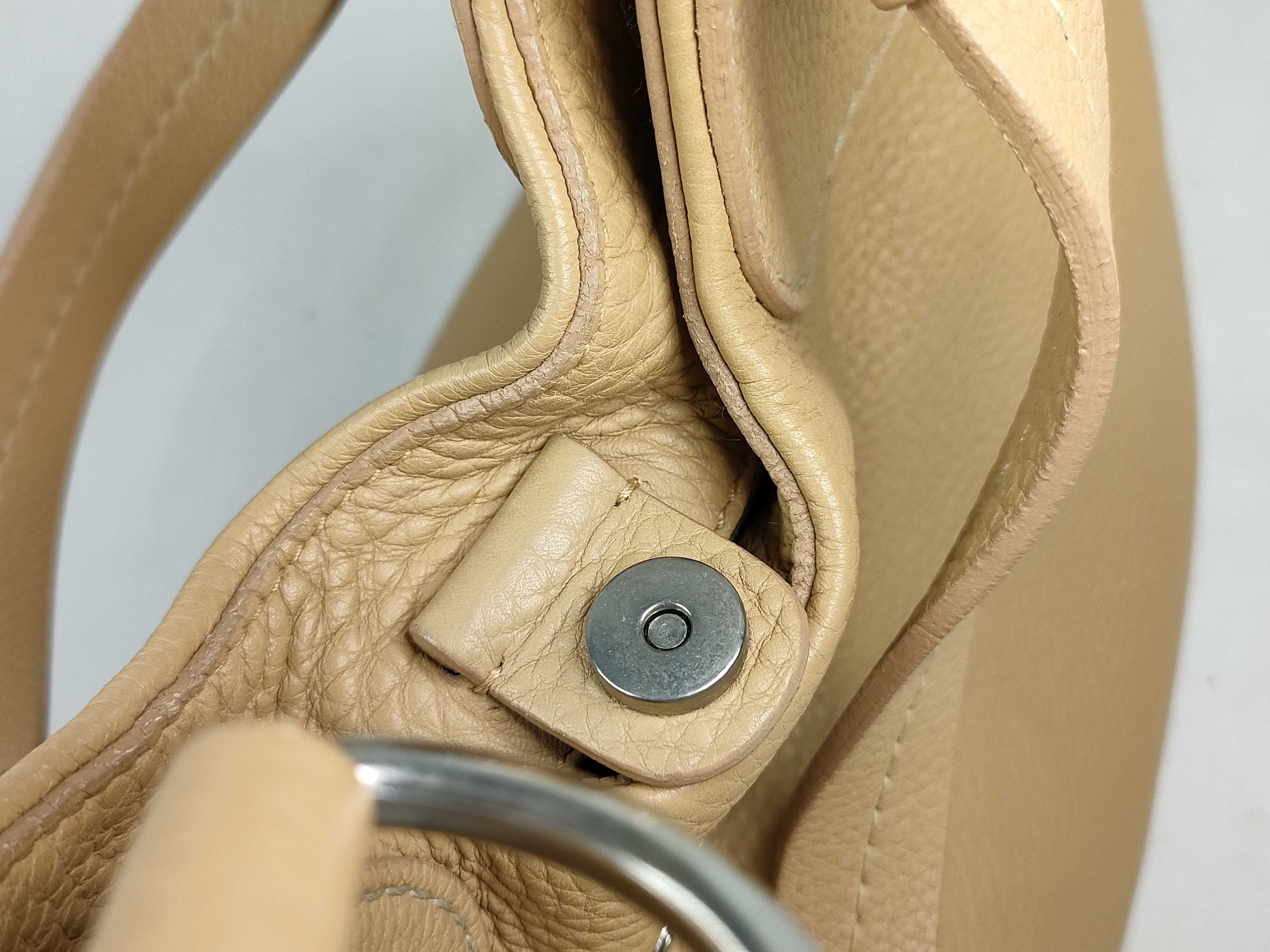 handbag, triangular logo, leather handbag — view 12