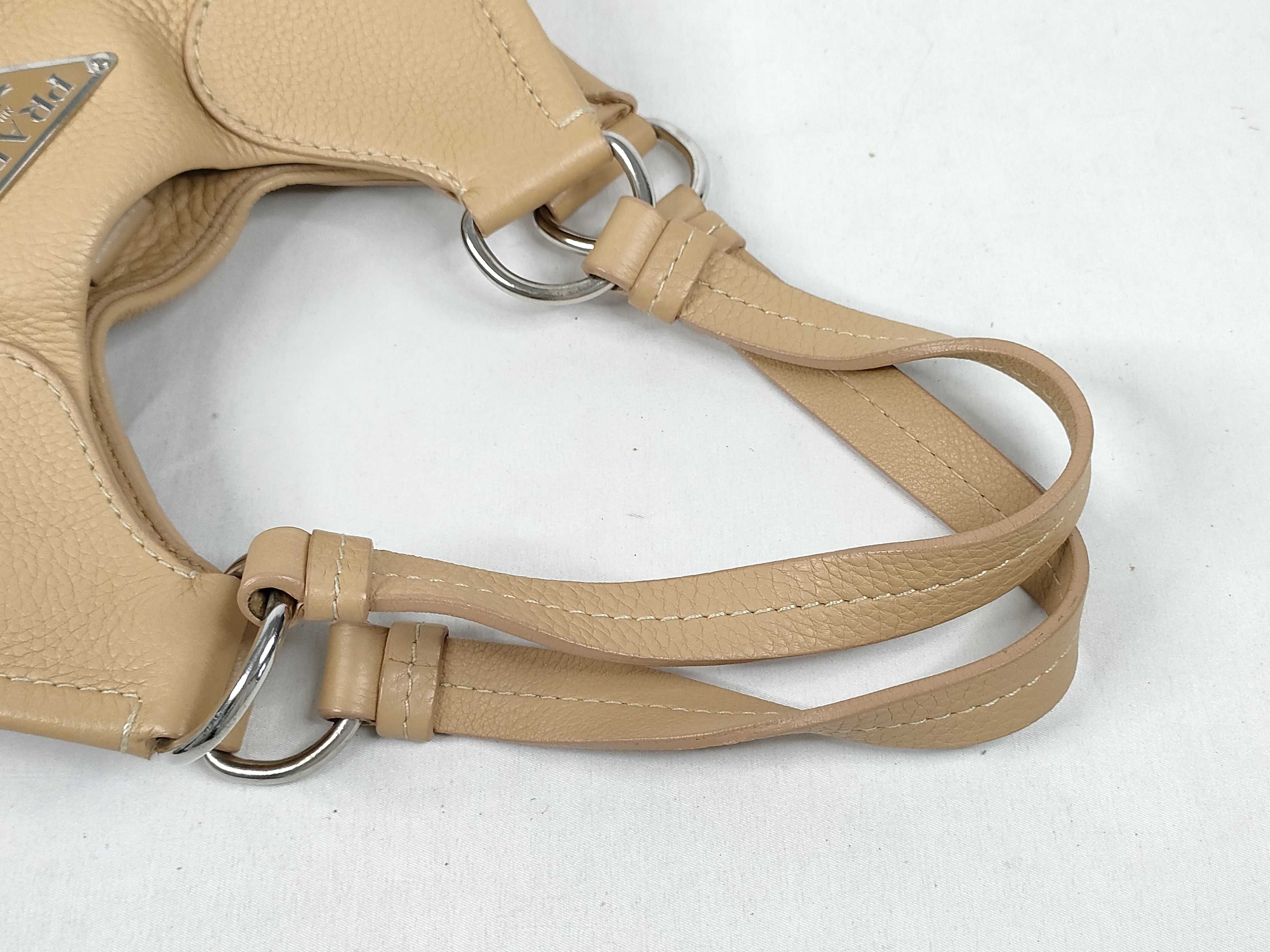 handbag, triangular logo, leather handbag — view 3