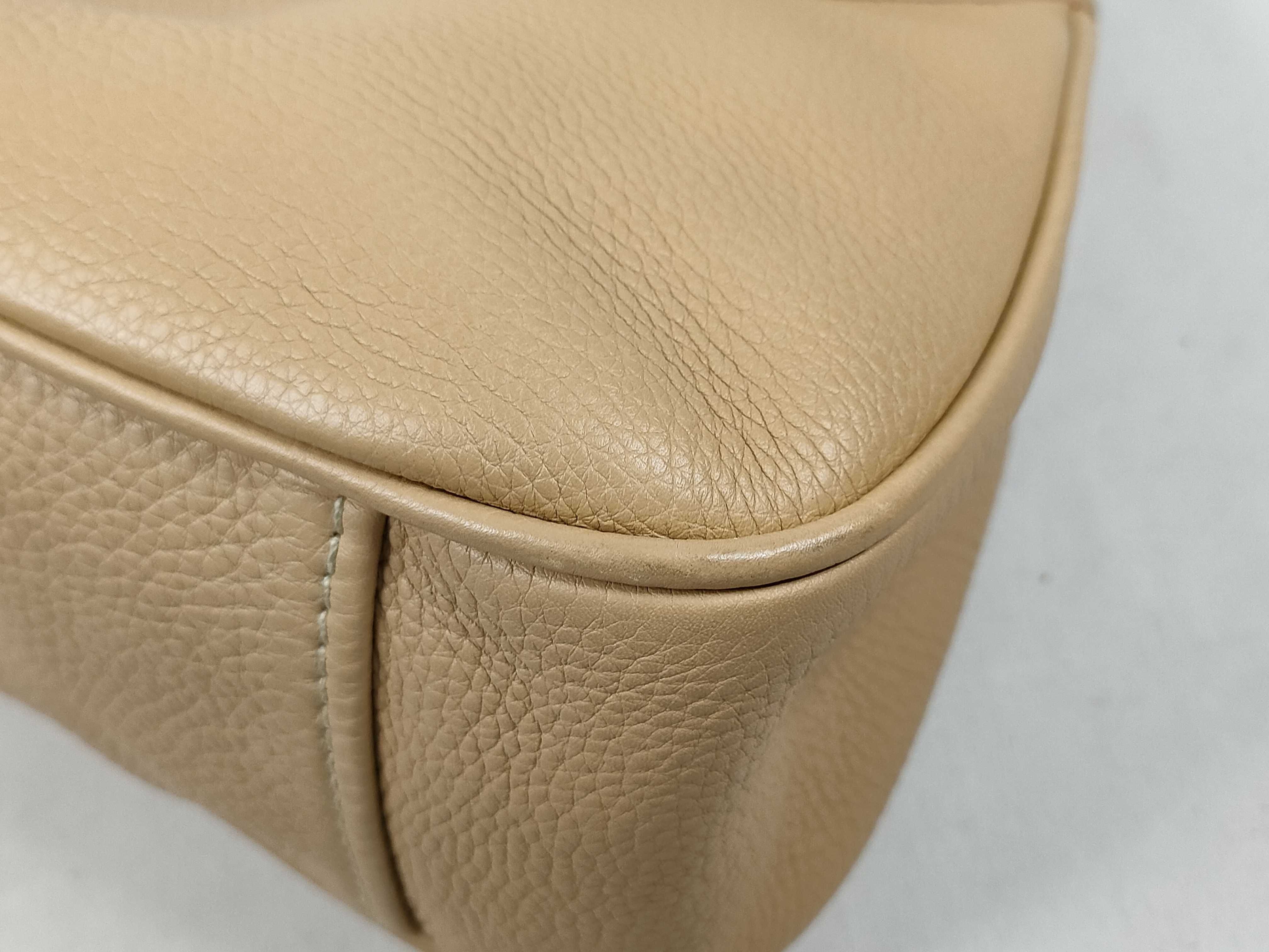 handbag, triangular logo, leather handbag — view 6