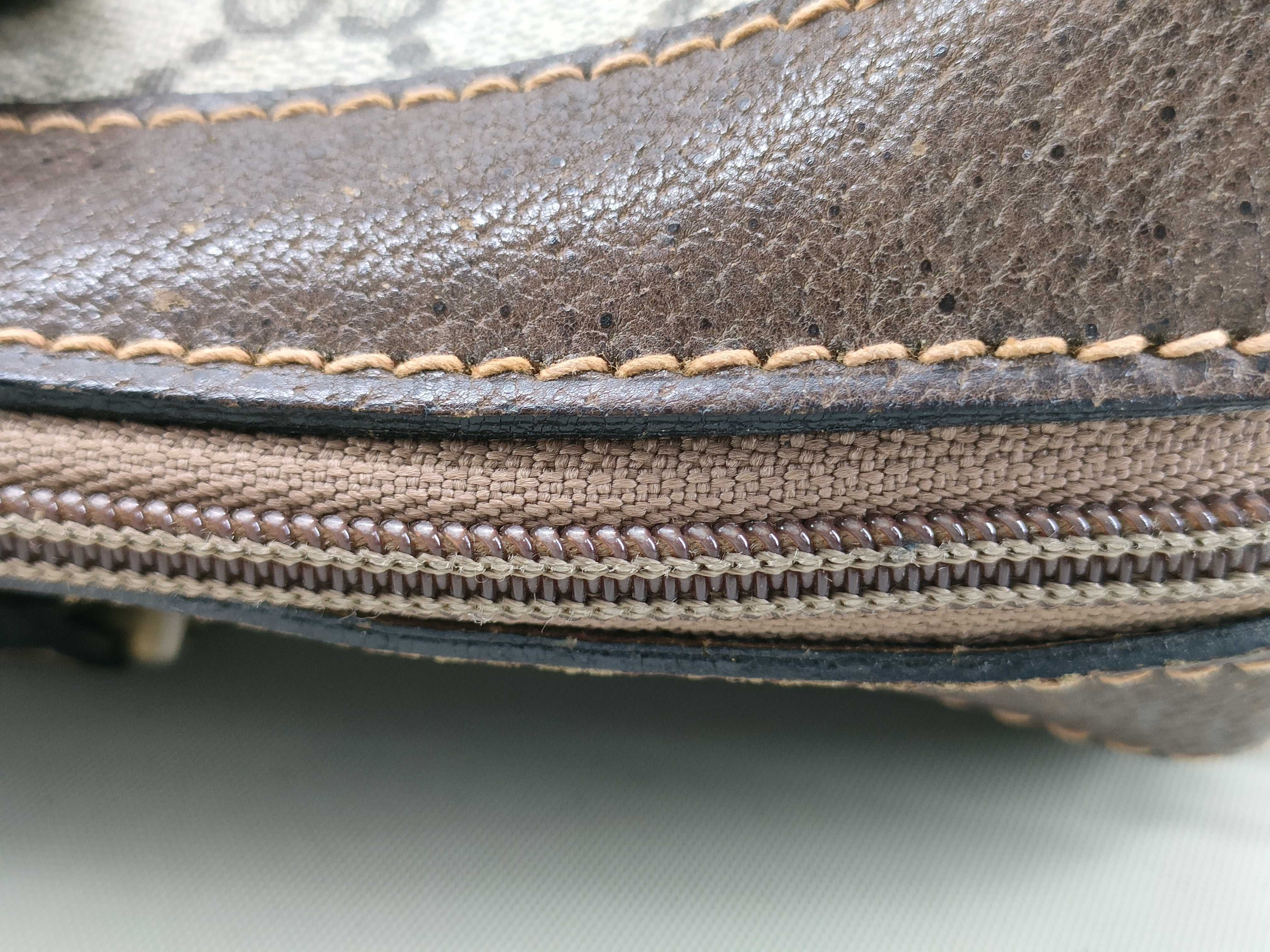 GG Supreme / GG Supreme / 67 / Handbag / PVC Handbag — view 9