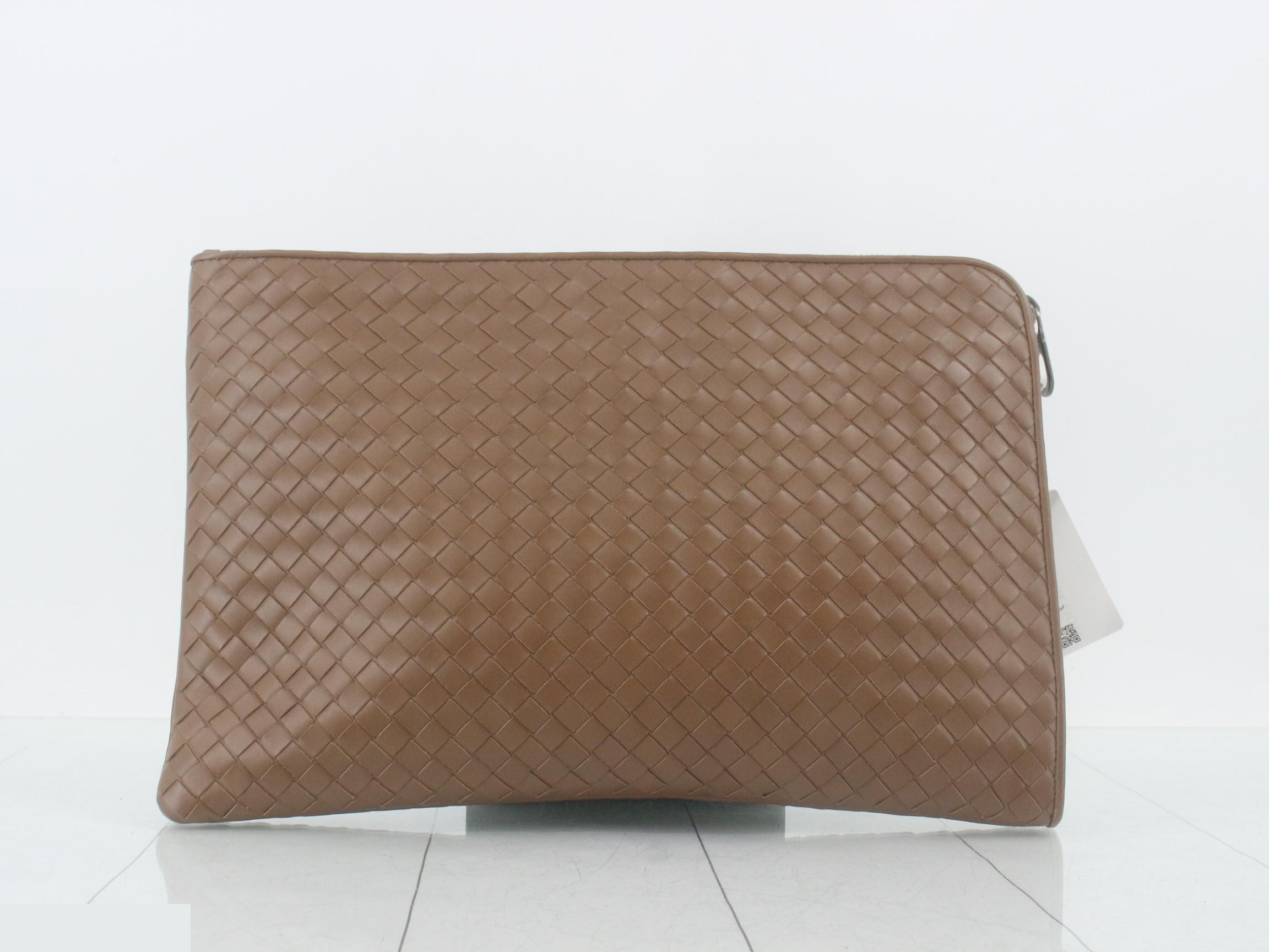 Intrecciato Clutch Bag, Brown — view 2