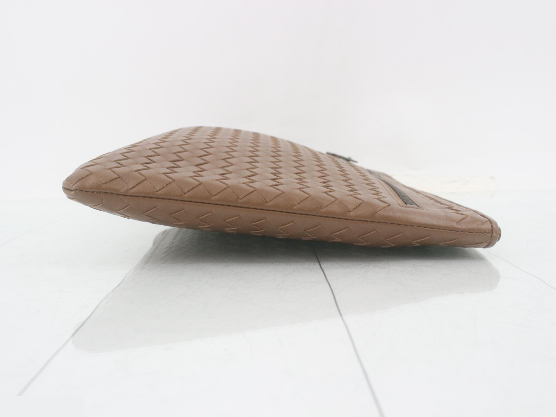 Intrecciato Clutch Bag, Brown — view 3
