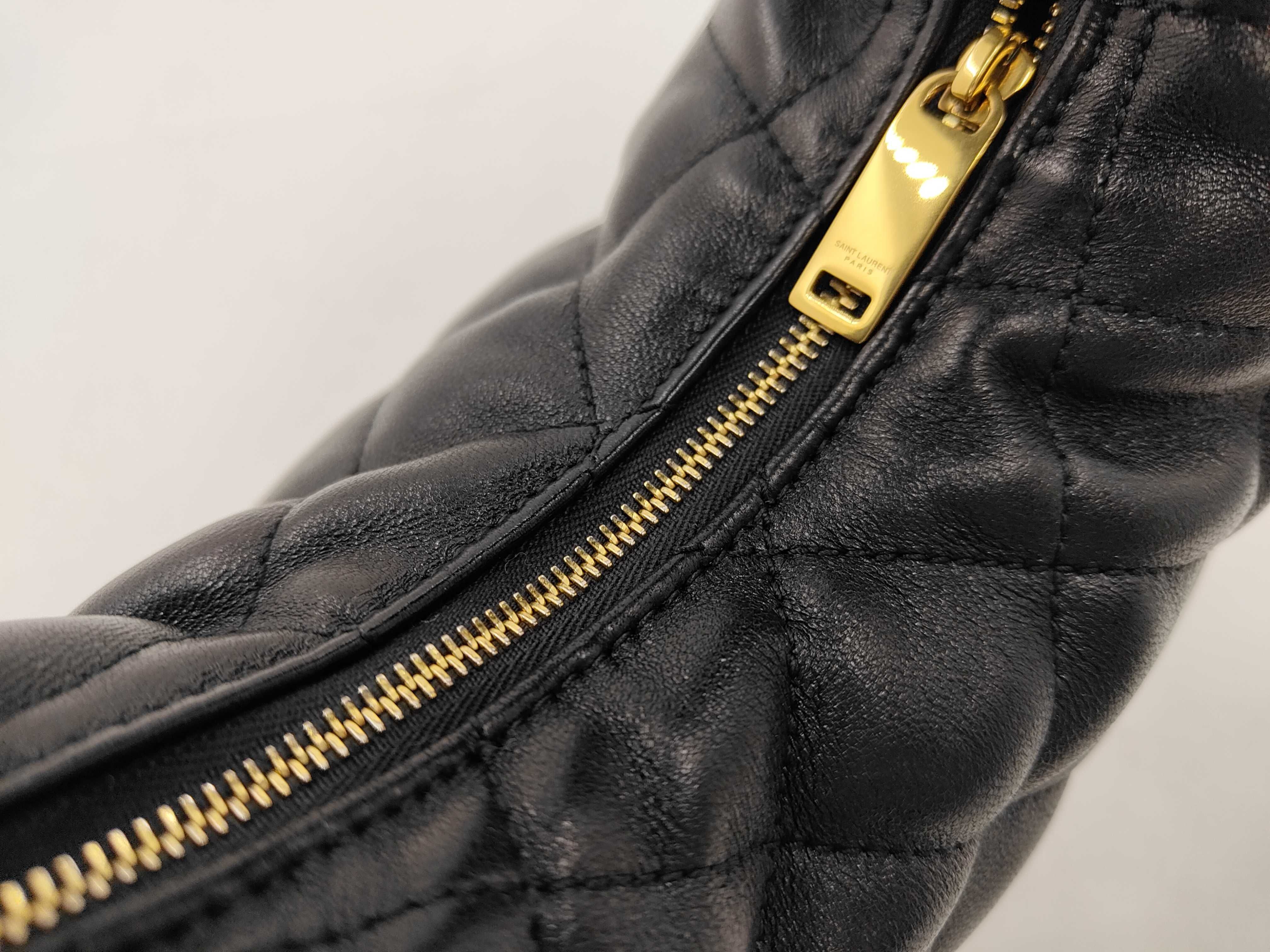 Icarino Handbag, Leather, ATE851689・0725, Black, Cassandra Handbag — view 3