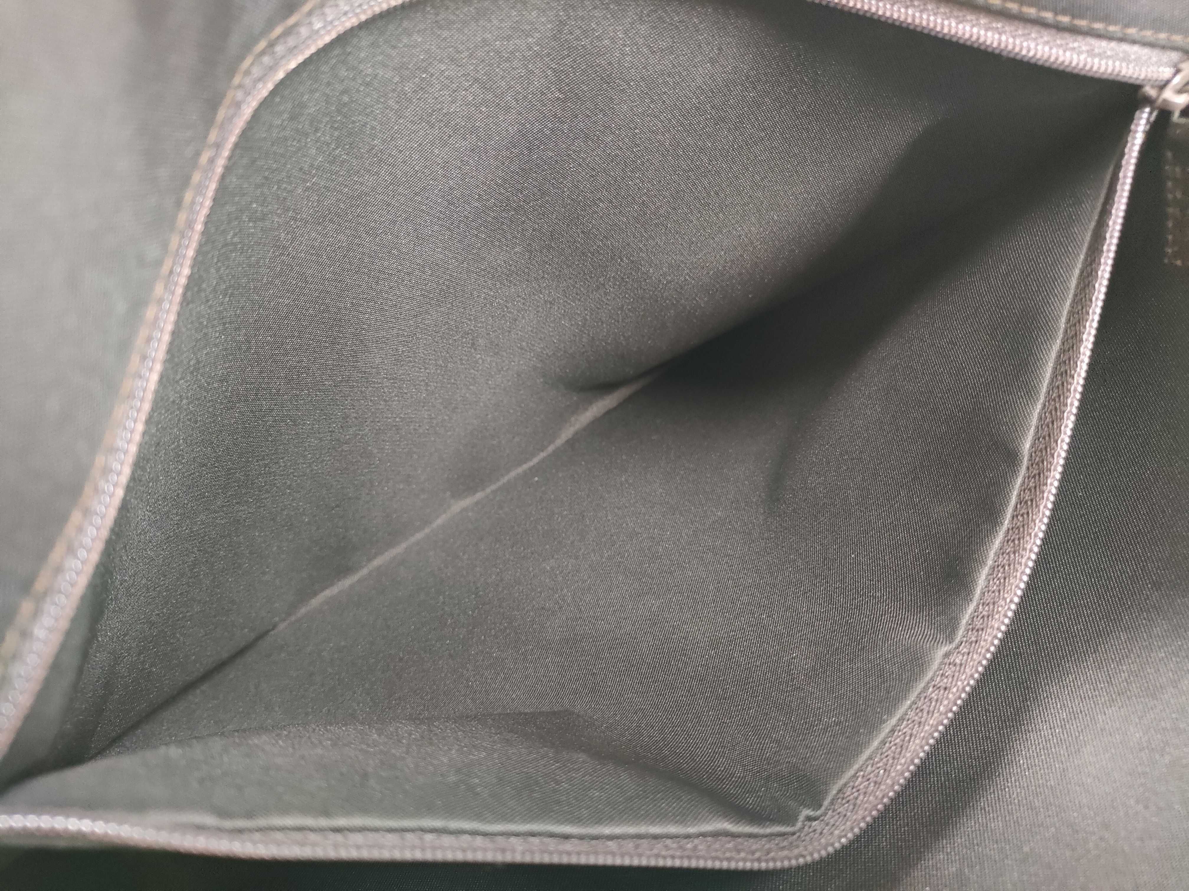 GG Shoulder Bag — view 11