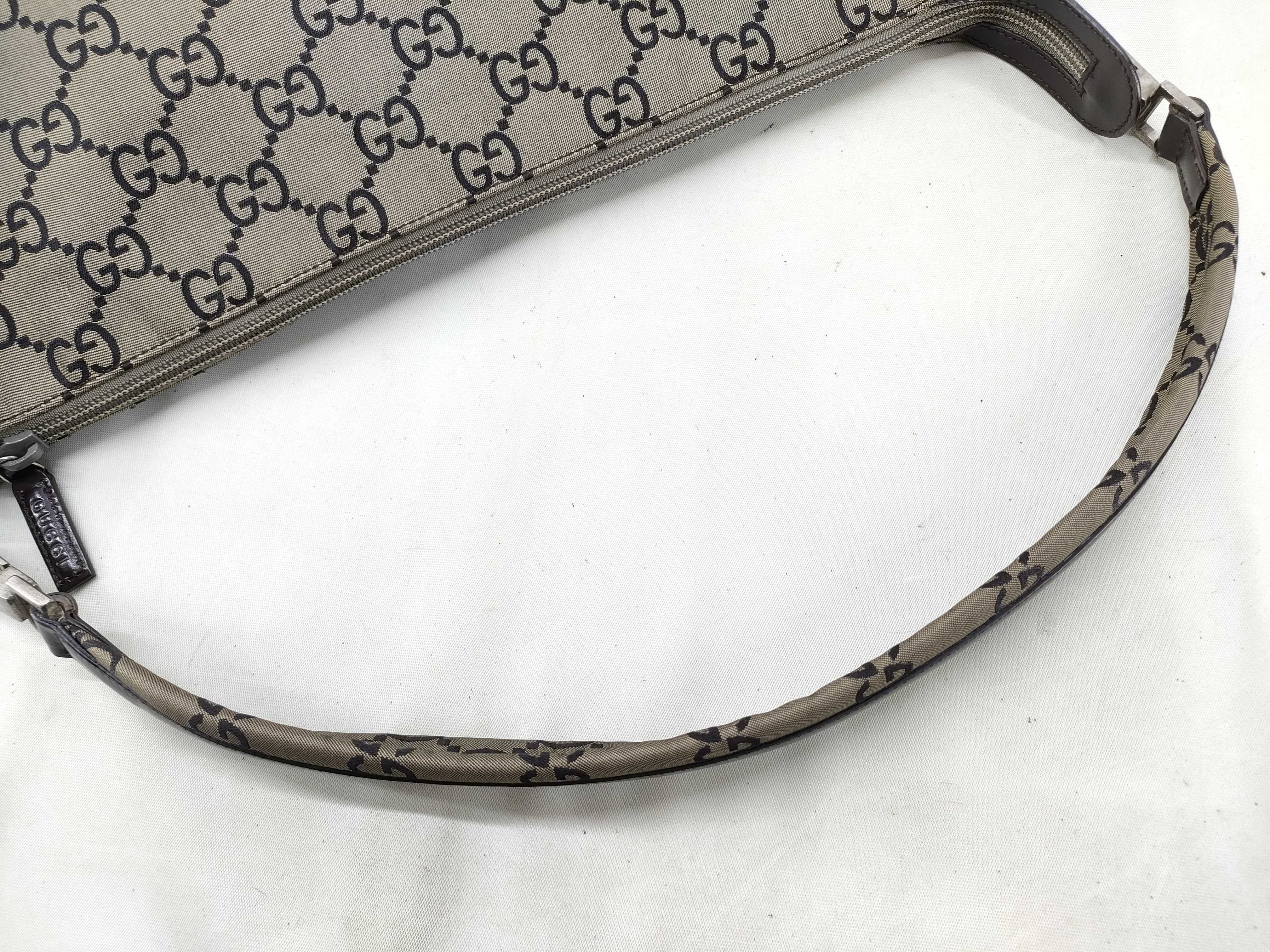 GG Shoulder Bag — view 5