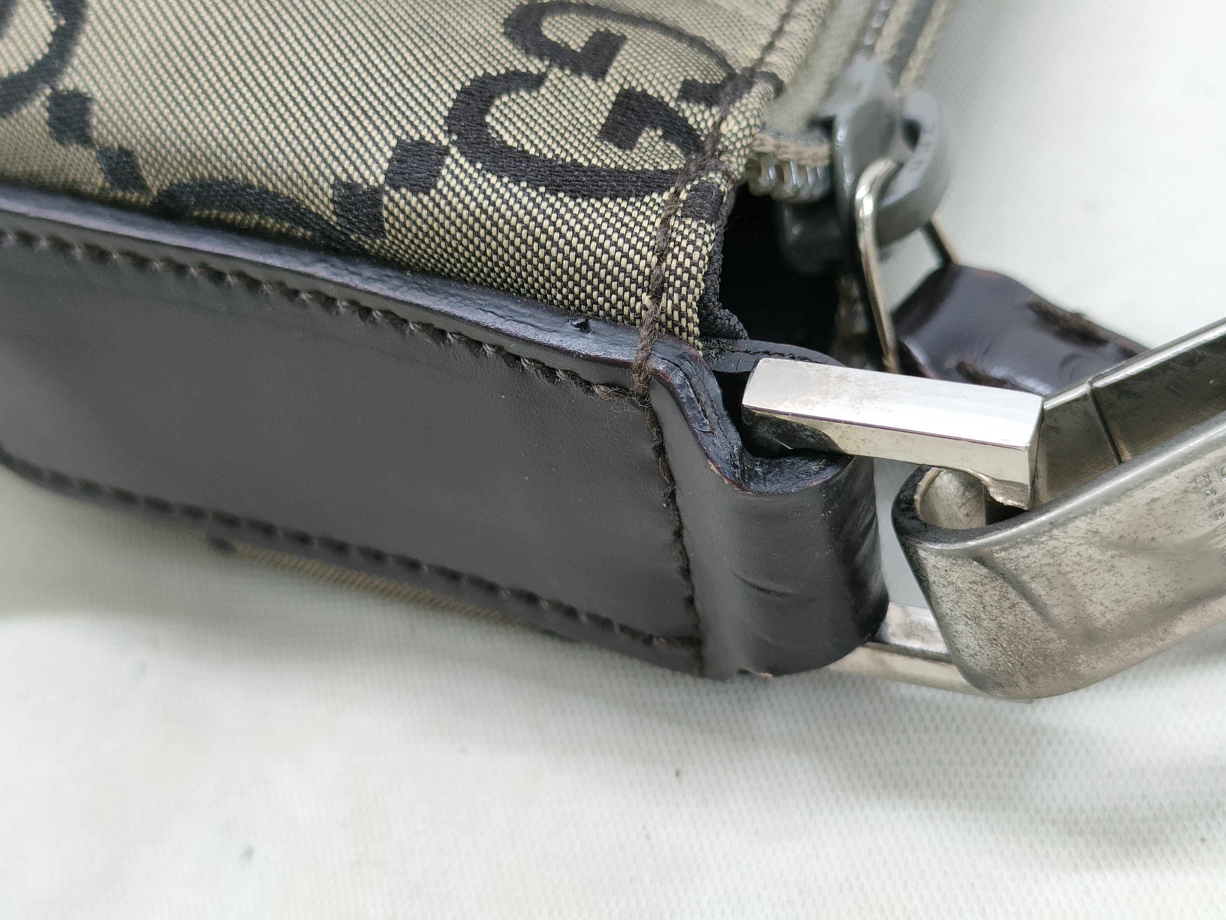 GG Shoulder Bag — view 7