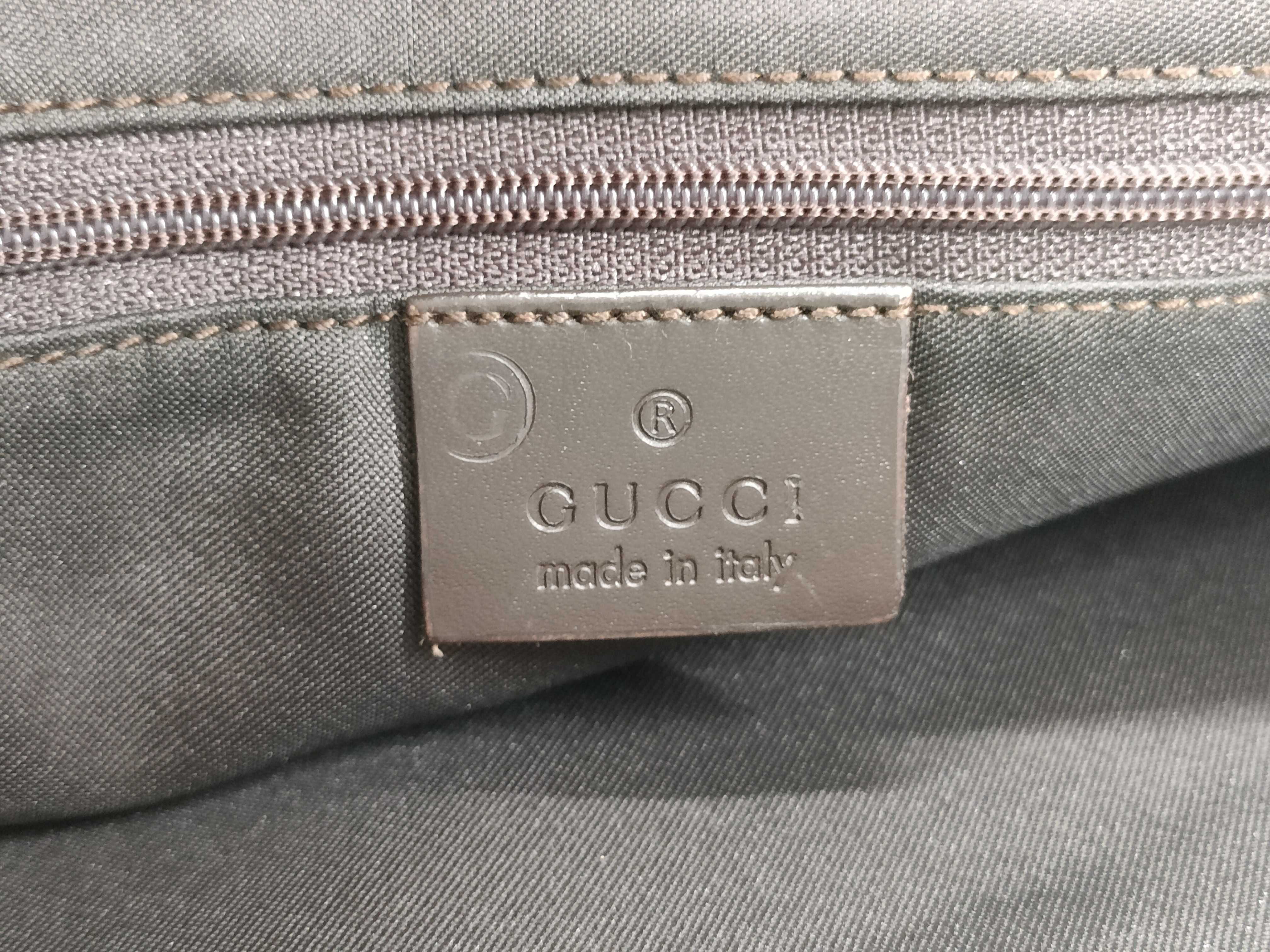 GG Shoulder Bag — view 10