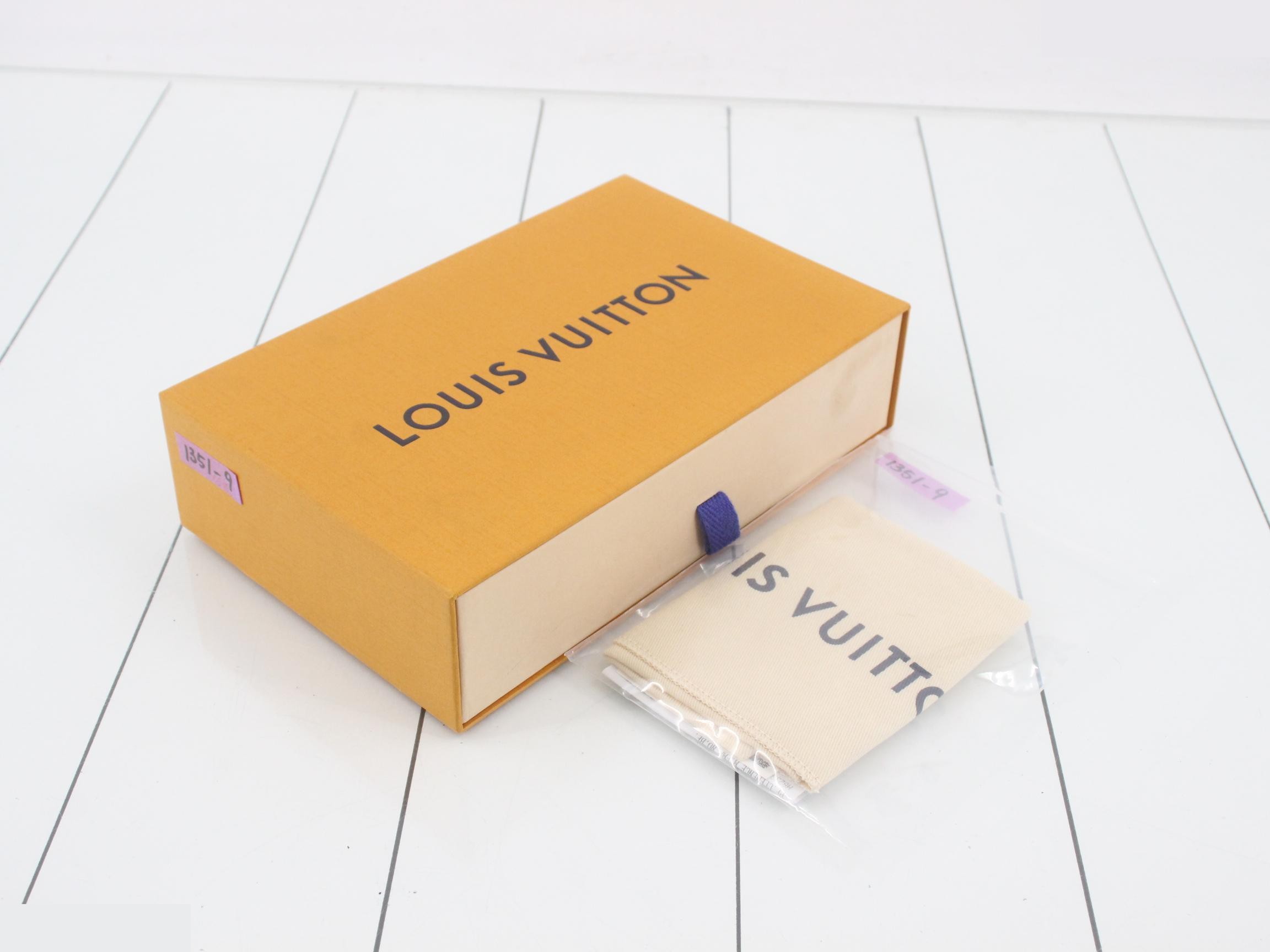 Portefeuille Clemence Bicolor Monogram Long Wallet — view 5