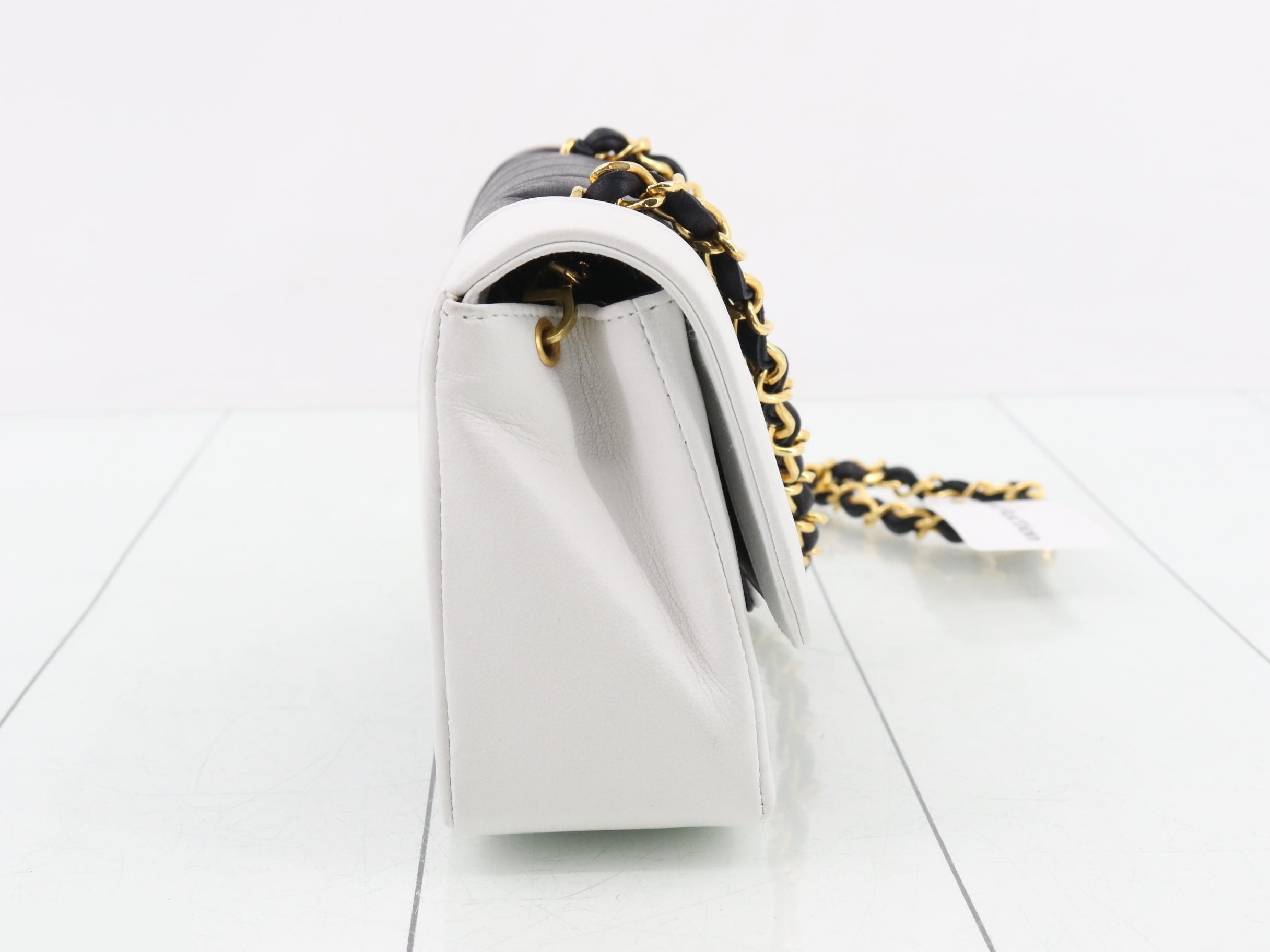 Mademoiselle (Bag) - Shoulder Bag — view 4