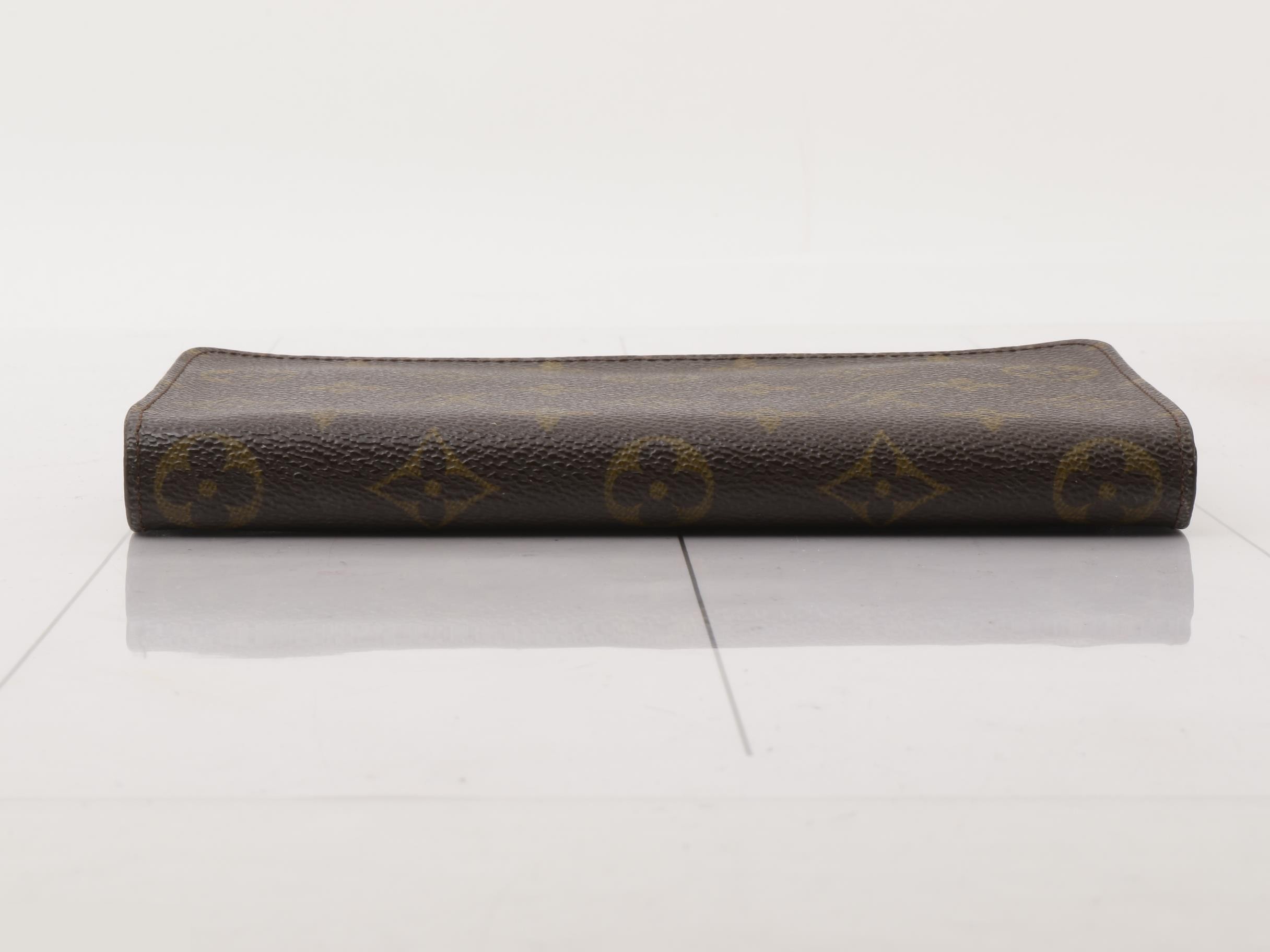 Monogram Mahina Wallet — view 3