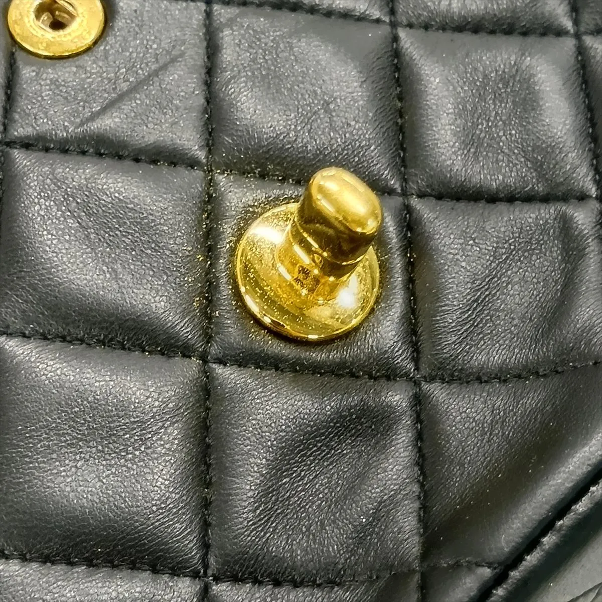 [Individually packaged] Chanel Matelassé 25 Lambskin Double Flap Double Chain Bag, Black with Gold Hardware, 2407243, Series 2 — view 13
