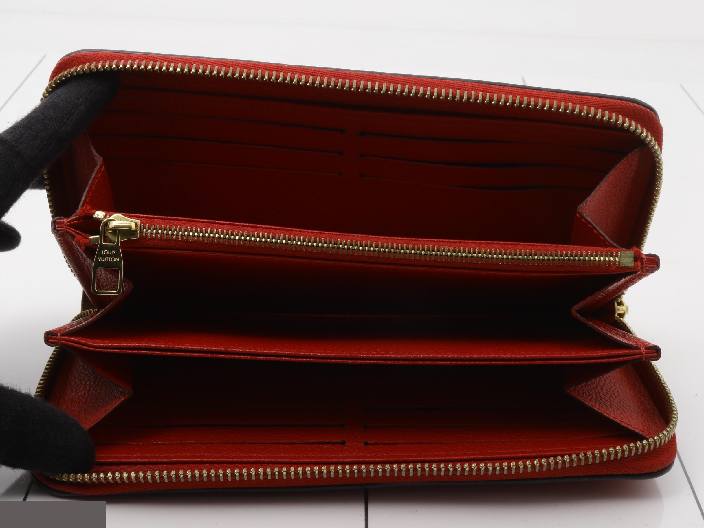 Zippy Wallet Cherry Berry — view 4