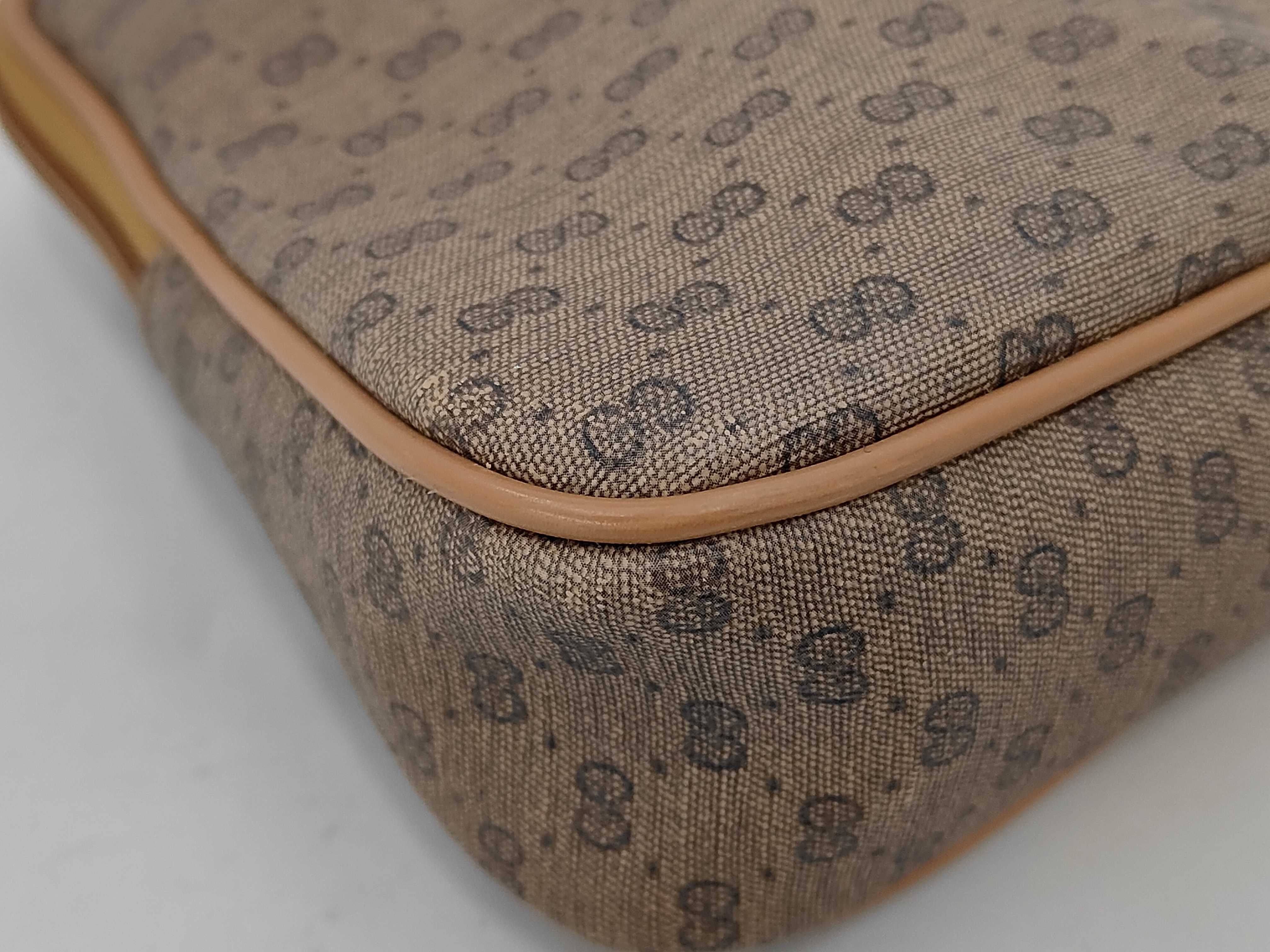pouch — view 5