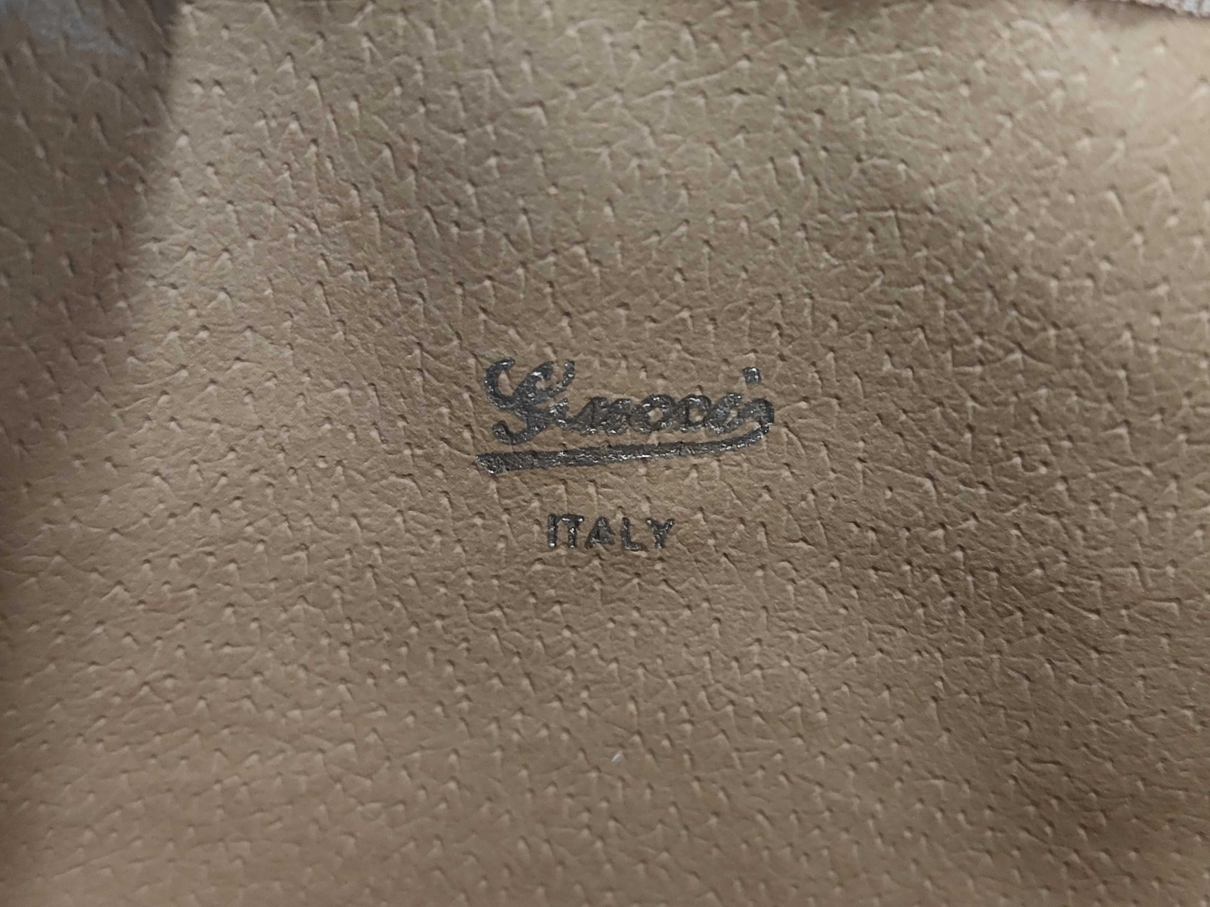 pouch — view 8