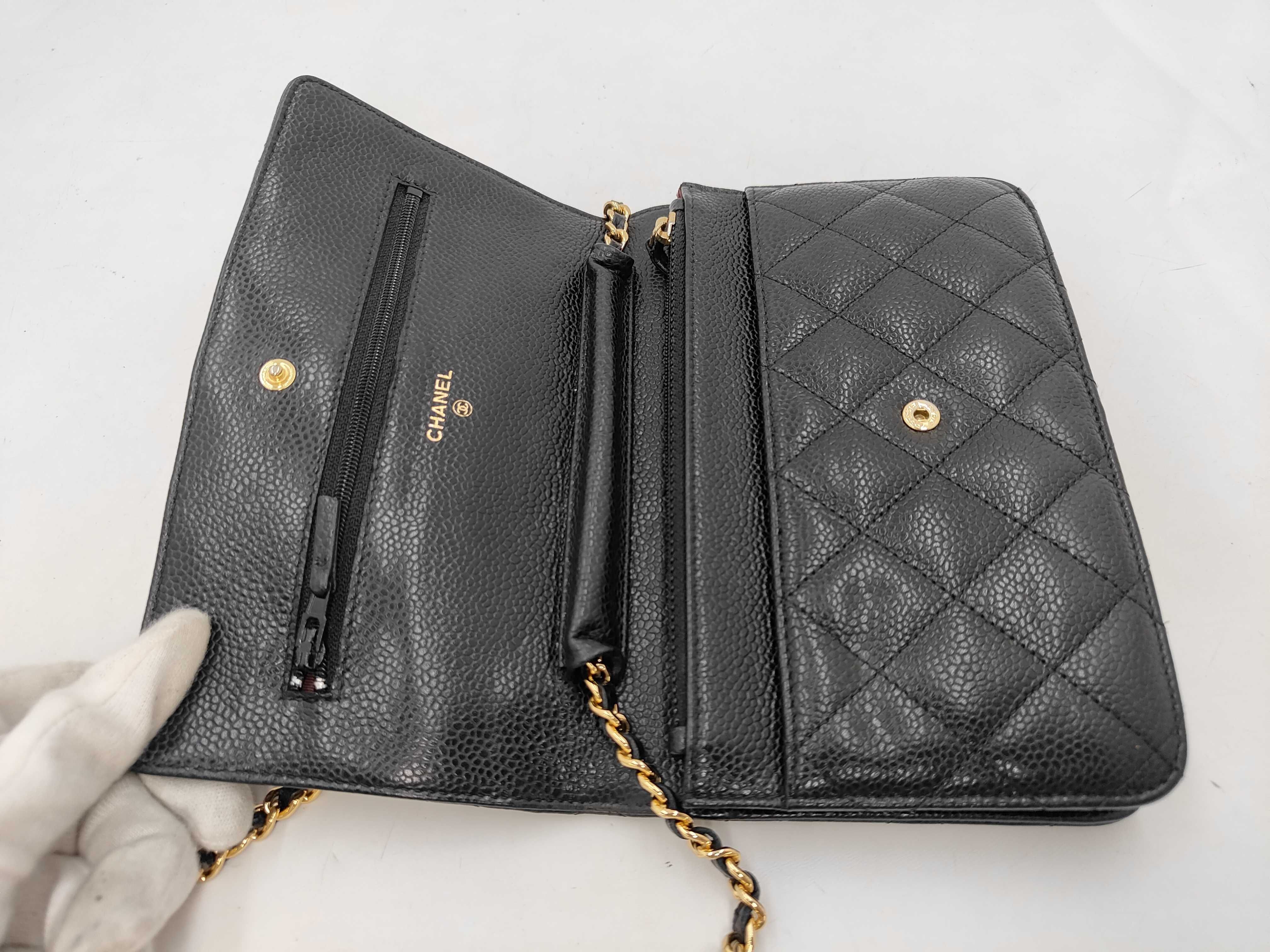 Matelassé Caviar Skin Chain Wallet, Black with Gold Hardware, Serial Number 26-250, Shoulder Bag — view 8