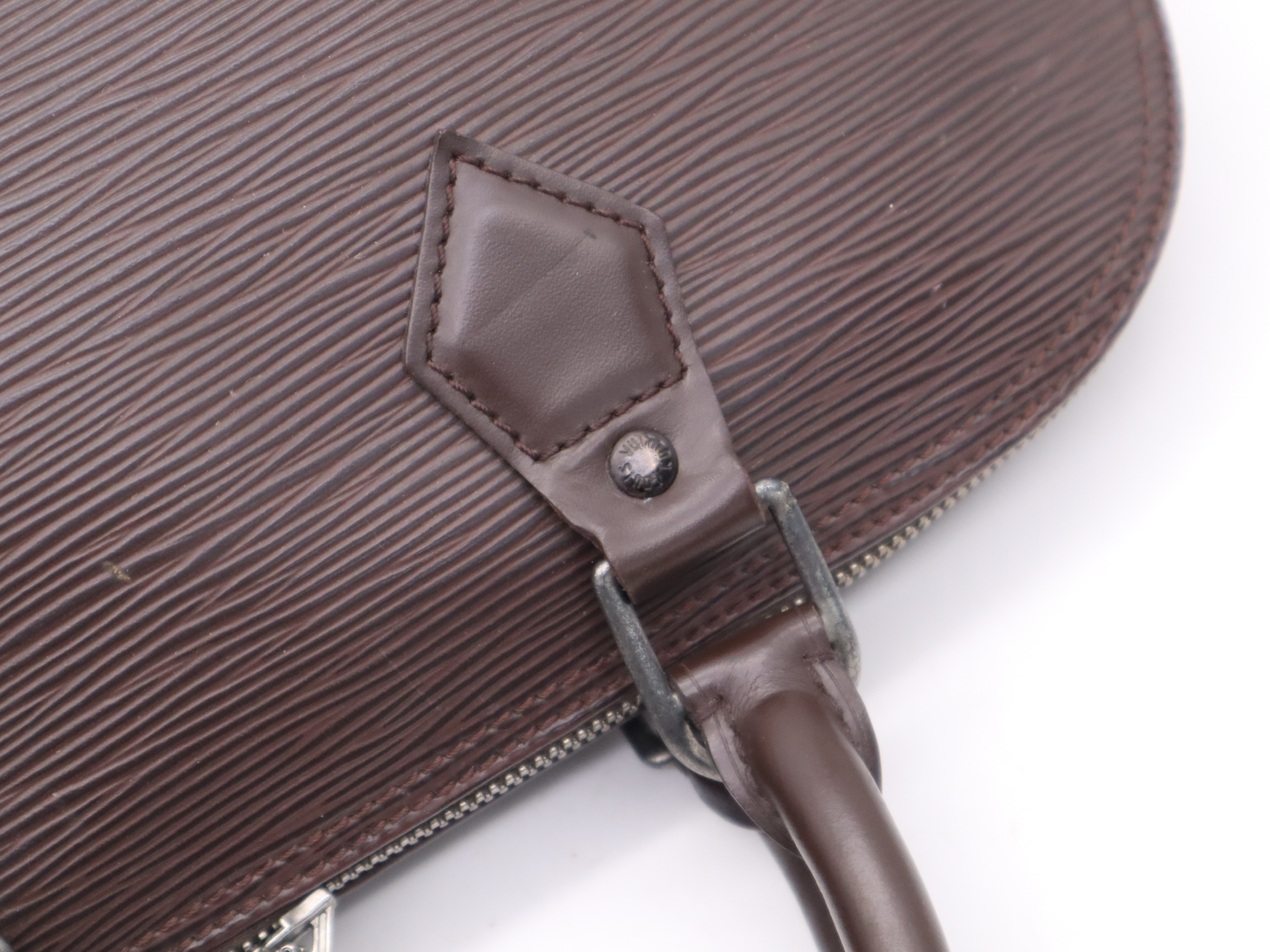 M5214D Epi Alma Mocha Handbag — view 8