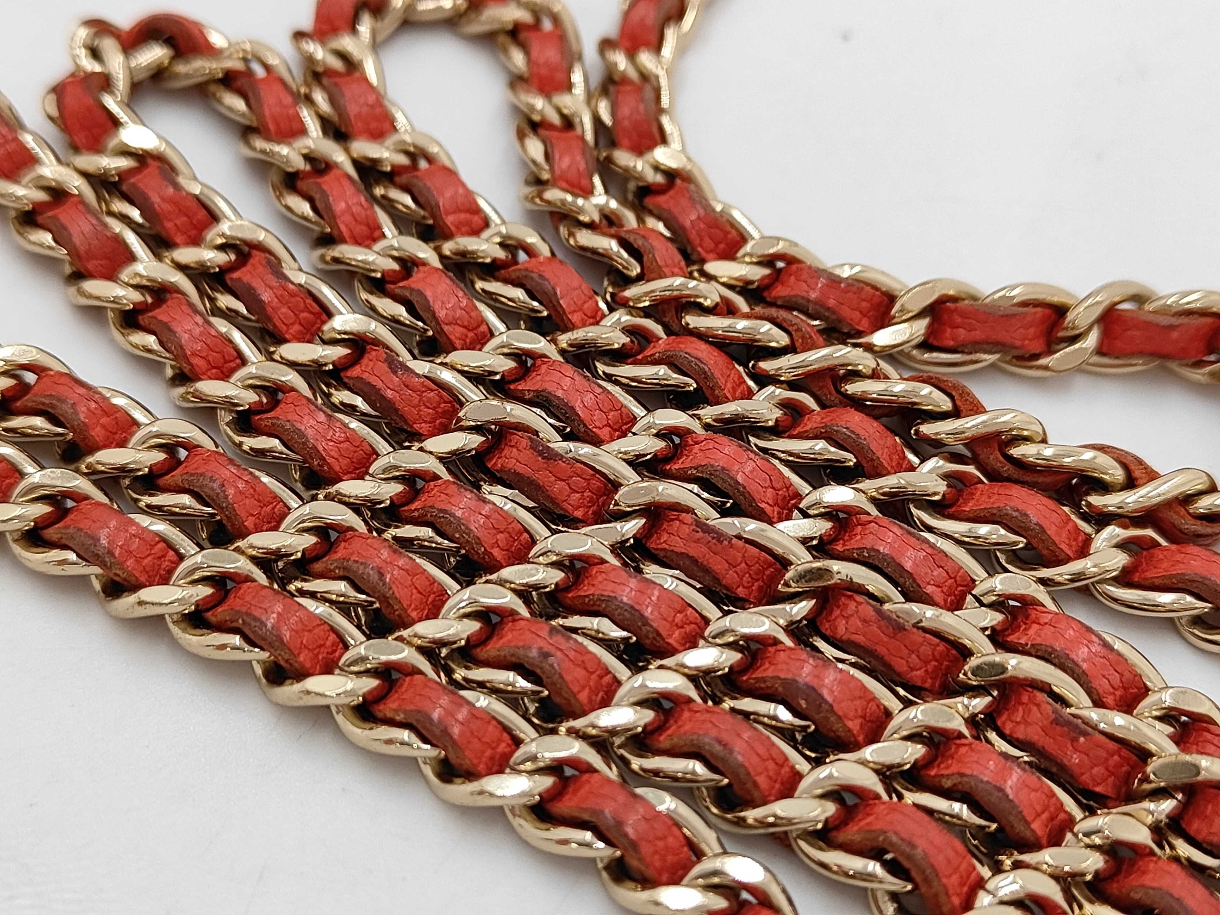 Caviar Chain Wallet Shoulder Bag — view 6