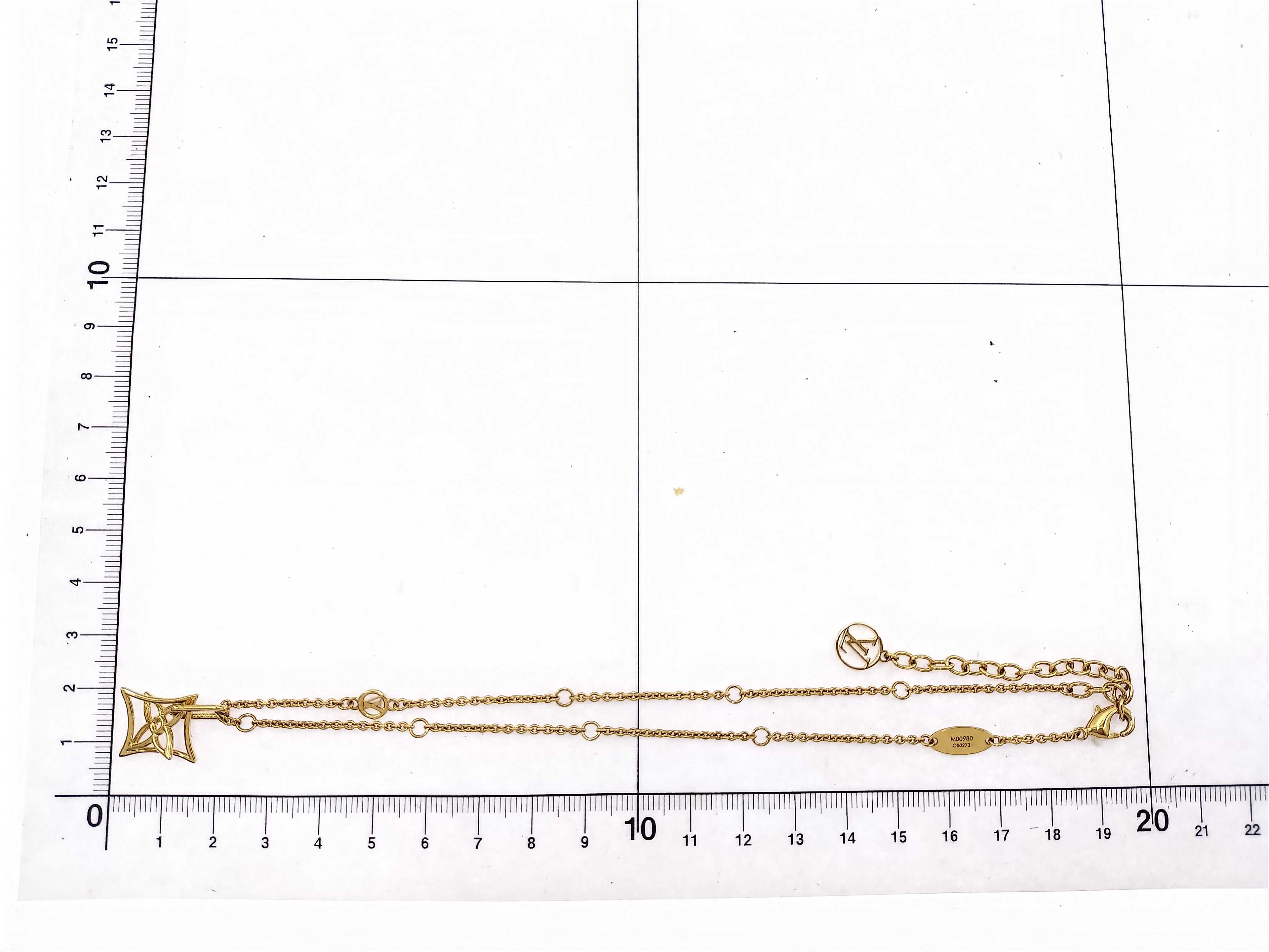 LV Accessory Necklace — view 10