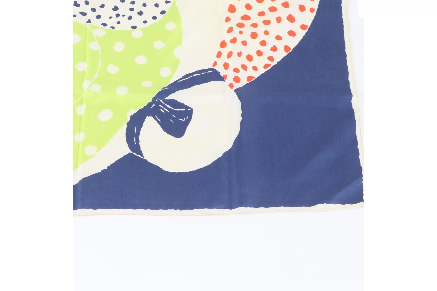 Scarf with tags — view 5
