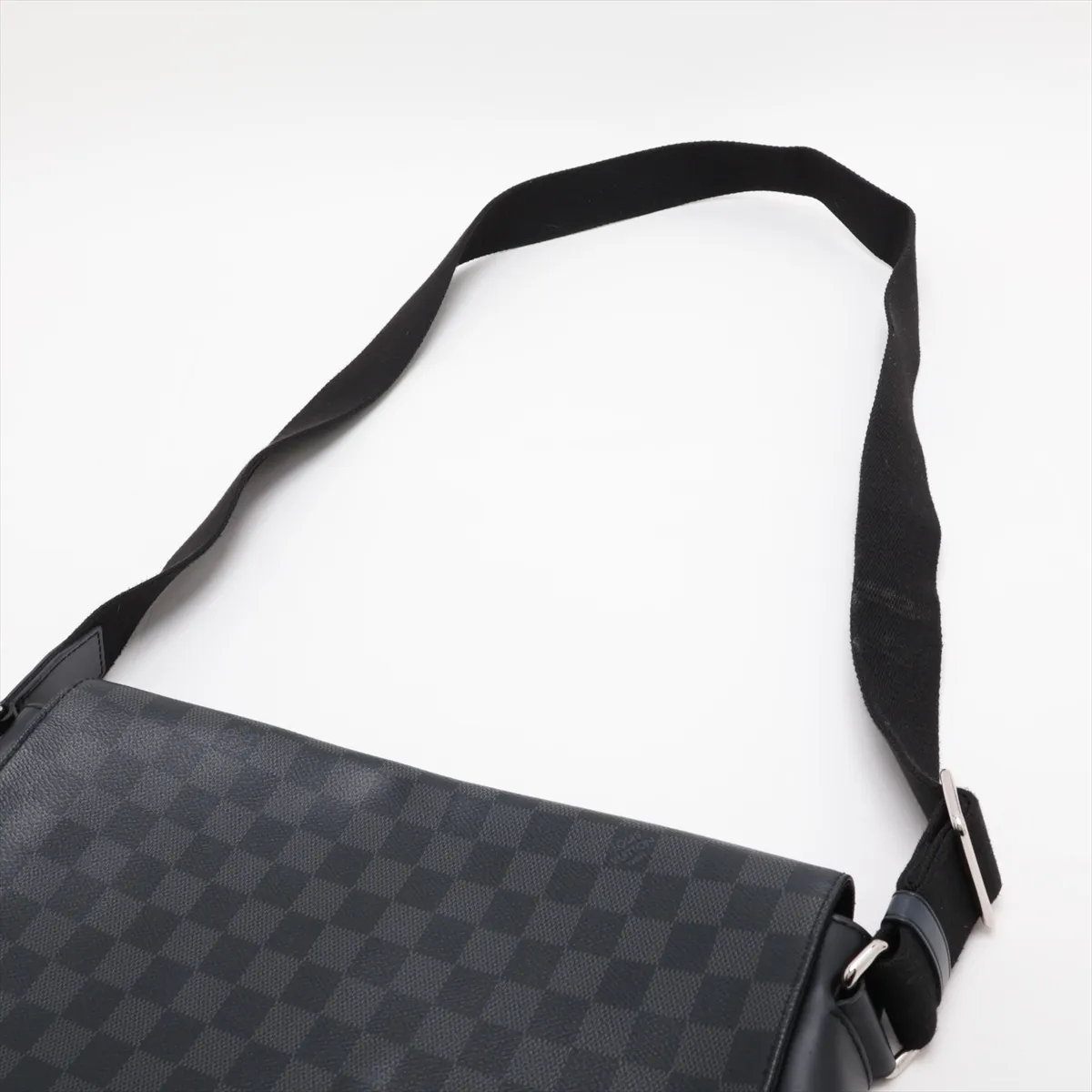 Damier Graphite District MM N41029 CA2128 Black (RFID detected) — view 5