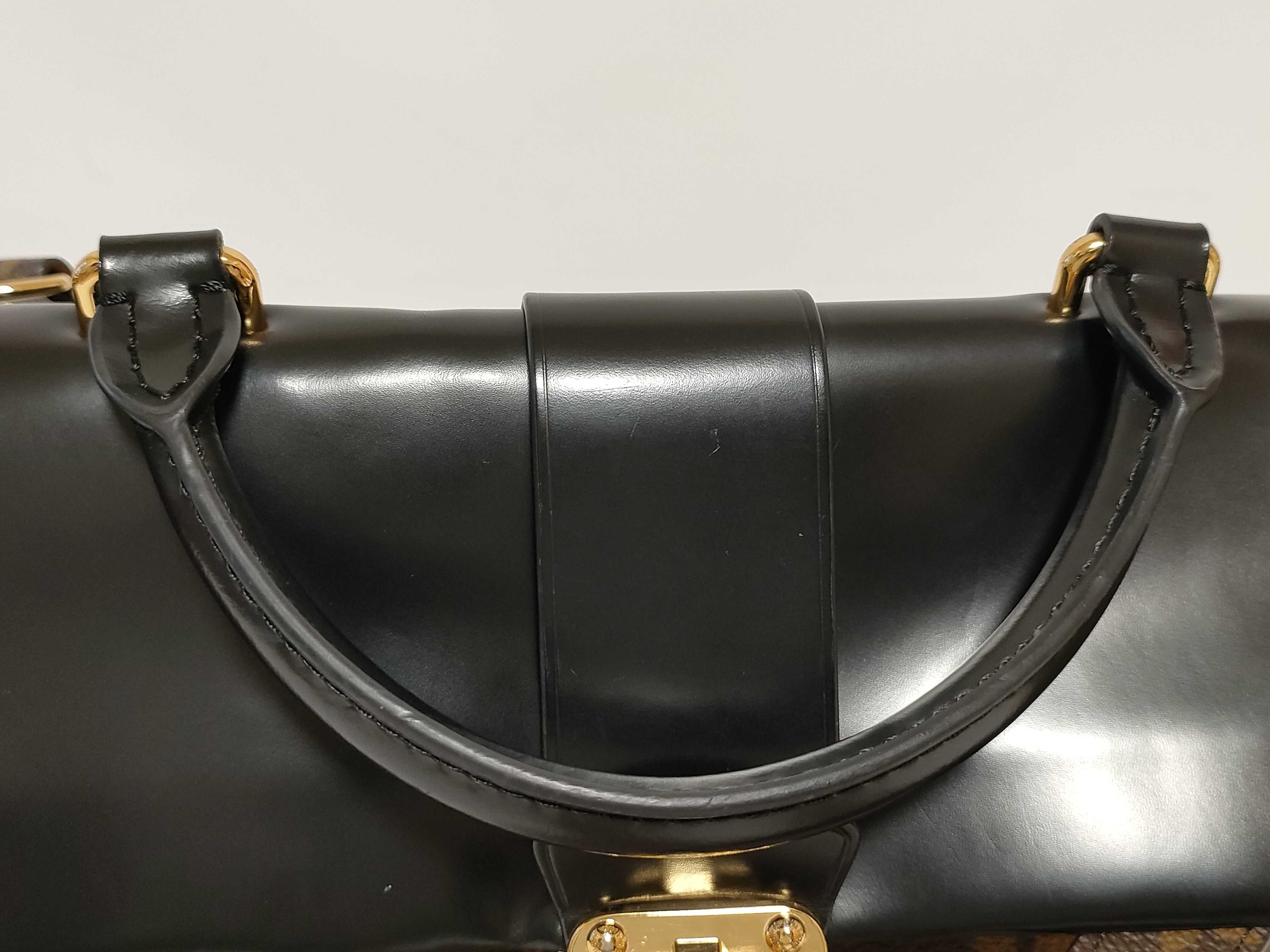 Monogram LV Monogram One-Handle Flap Bag MM Handbag — view 15