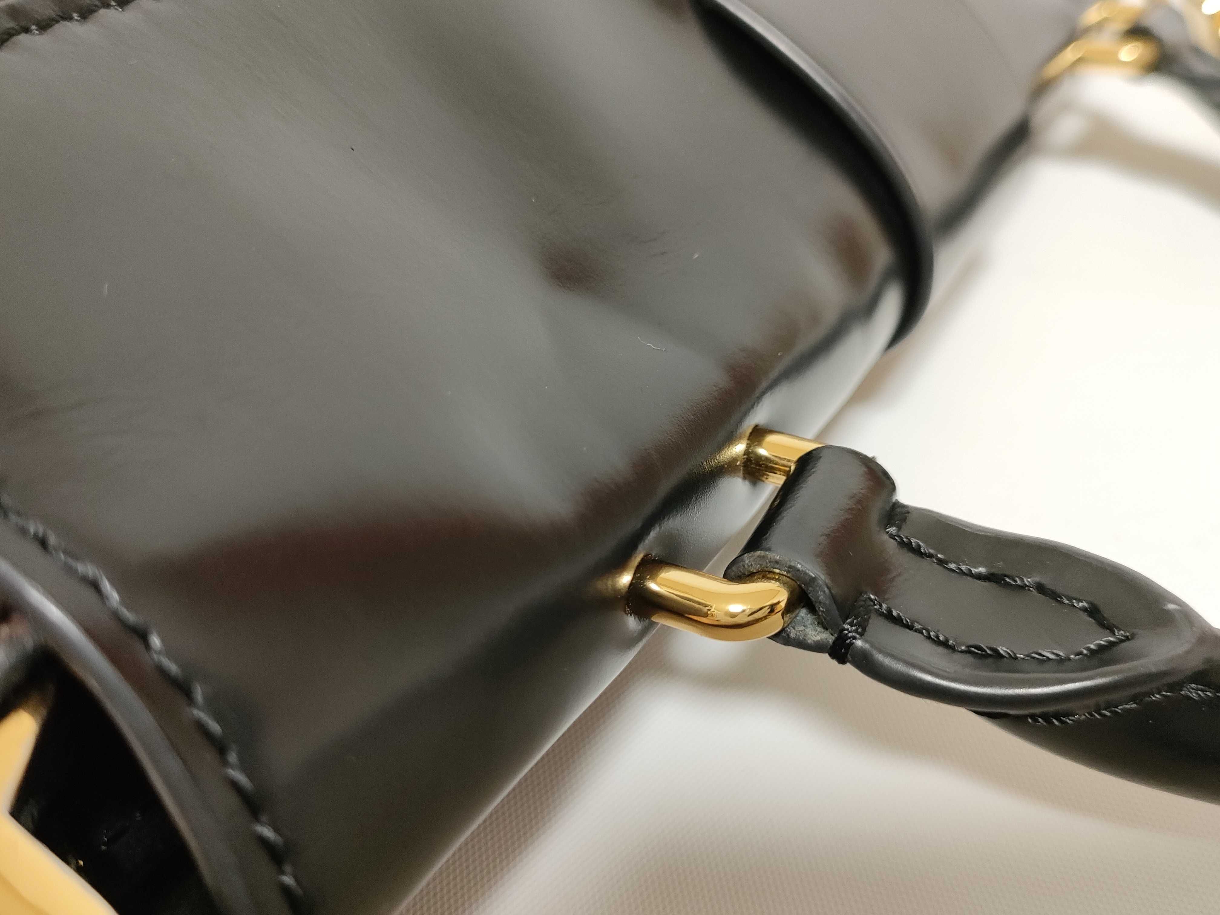 Monogram LV Monogram One-Handle Flap Bag MM Handbag — view 5