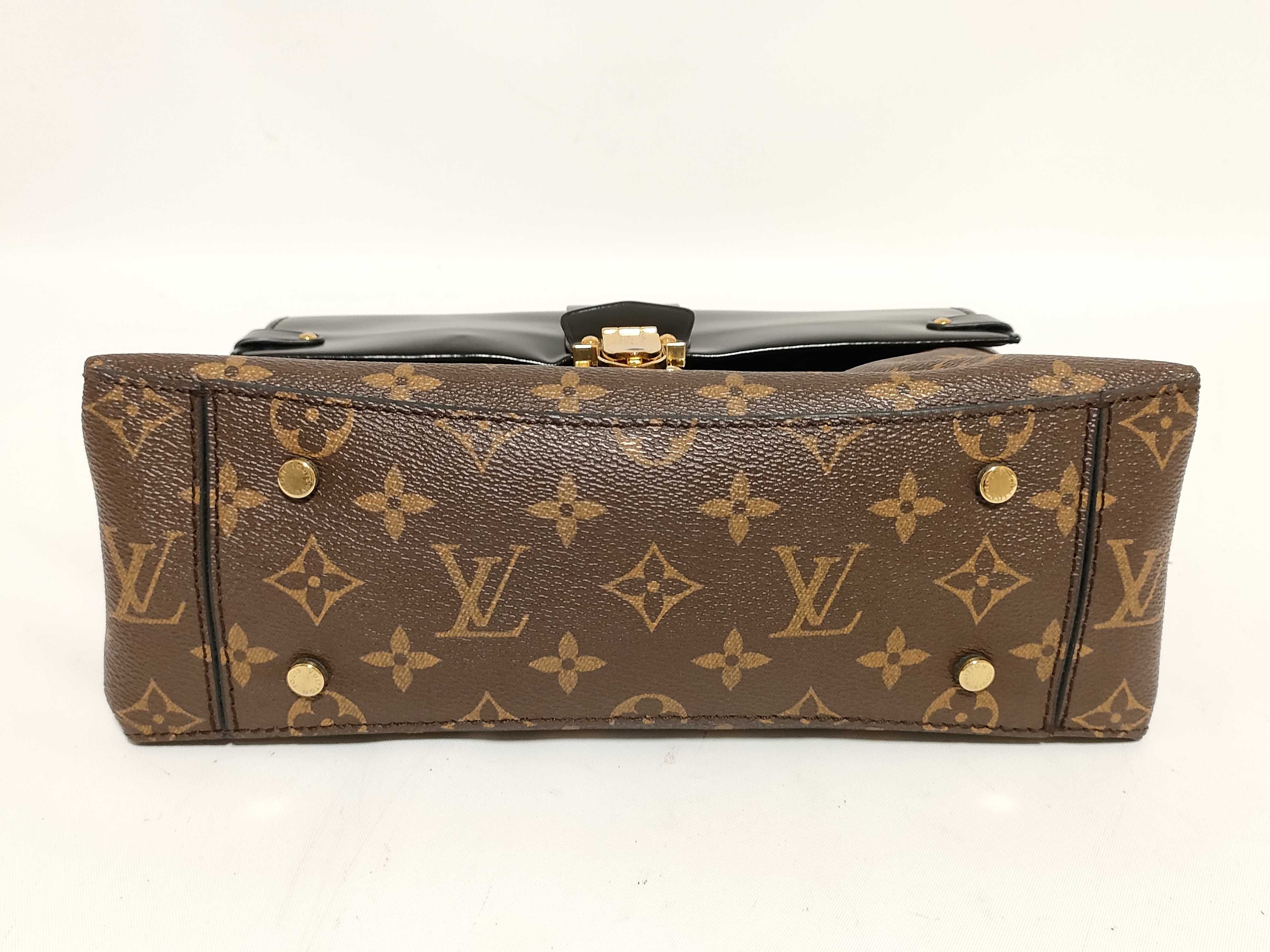 Monogram LV Monogram One-Handle Flap Bag MM Handbag — view 8