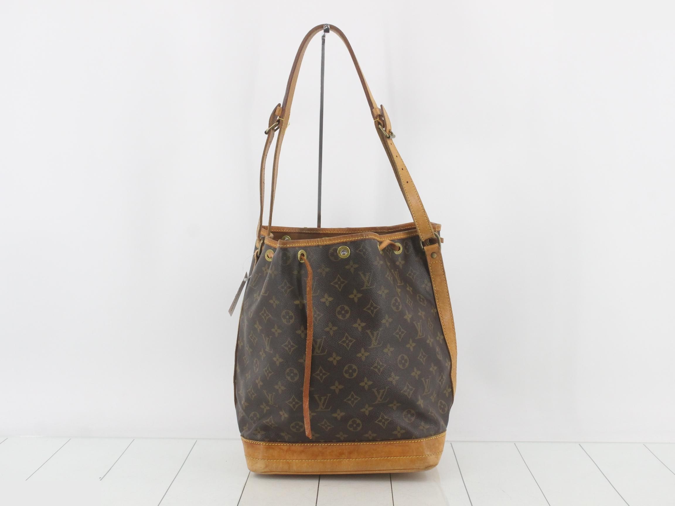 Monogram Noé