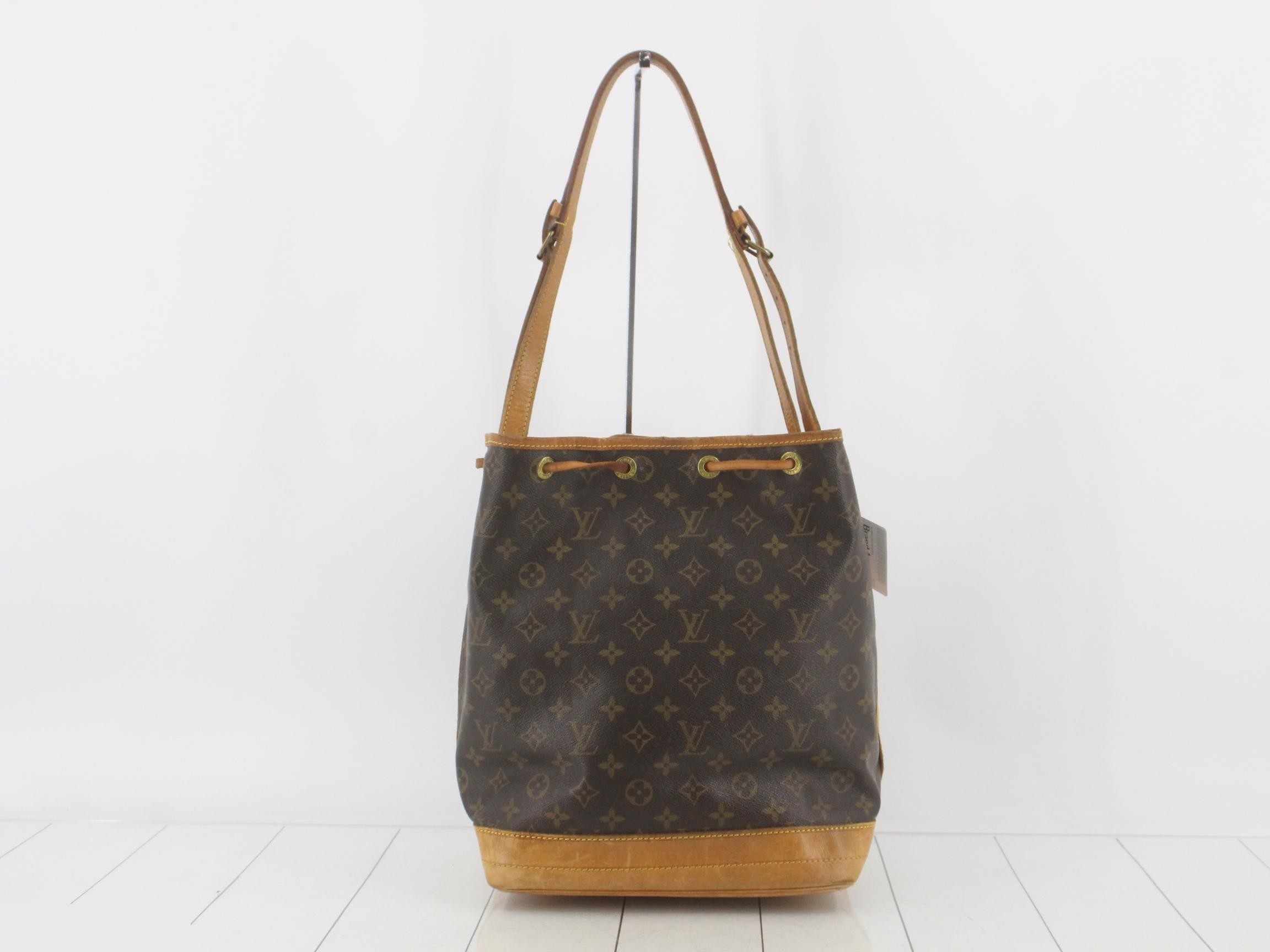 Monogram Noé — view 2