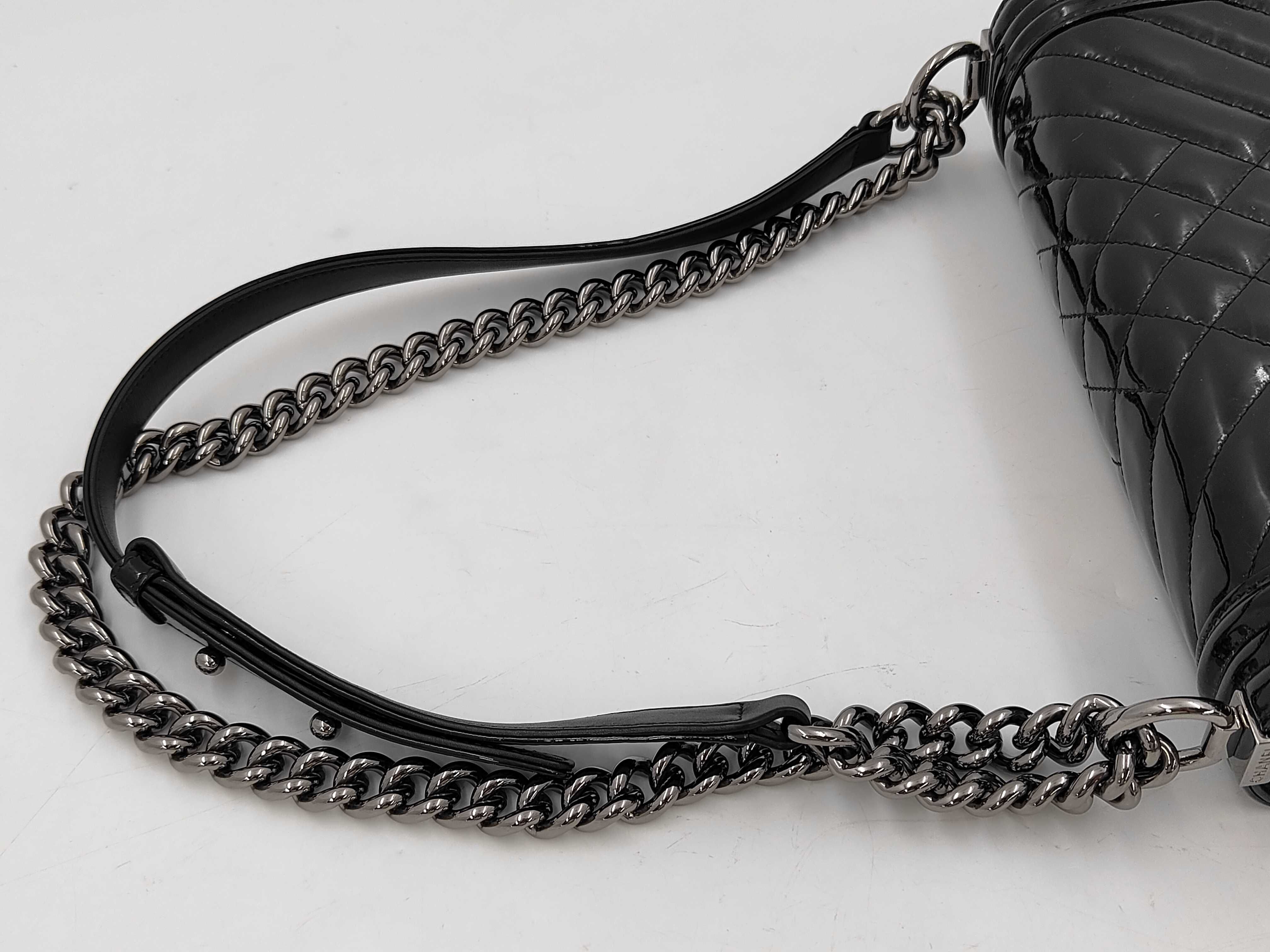 Boy Chanel 25 Chain Shoulder Bag, serial number 18-series, A67086, Black, includes card and sticker. — view 5