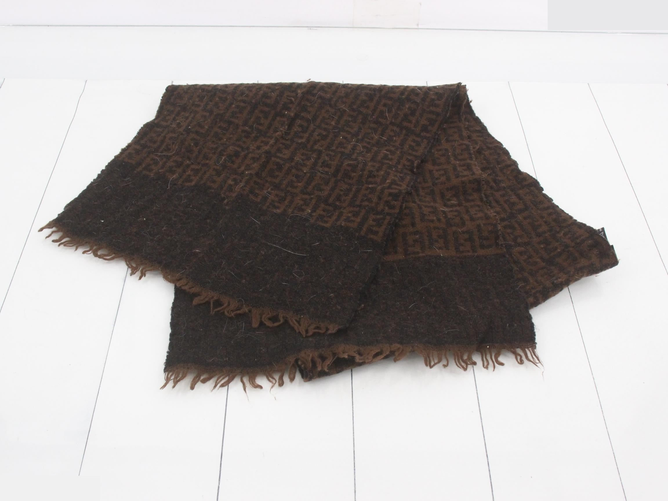 ZUCCA scarf with tag — view 2