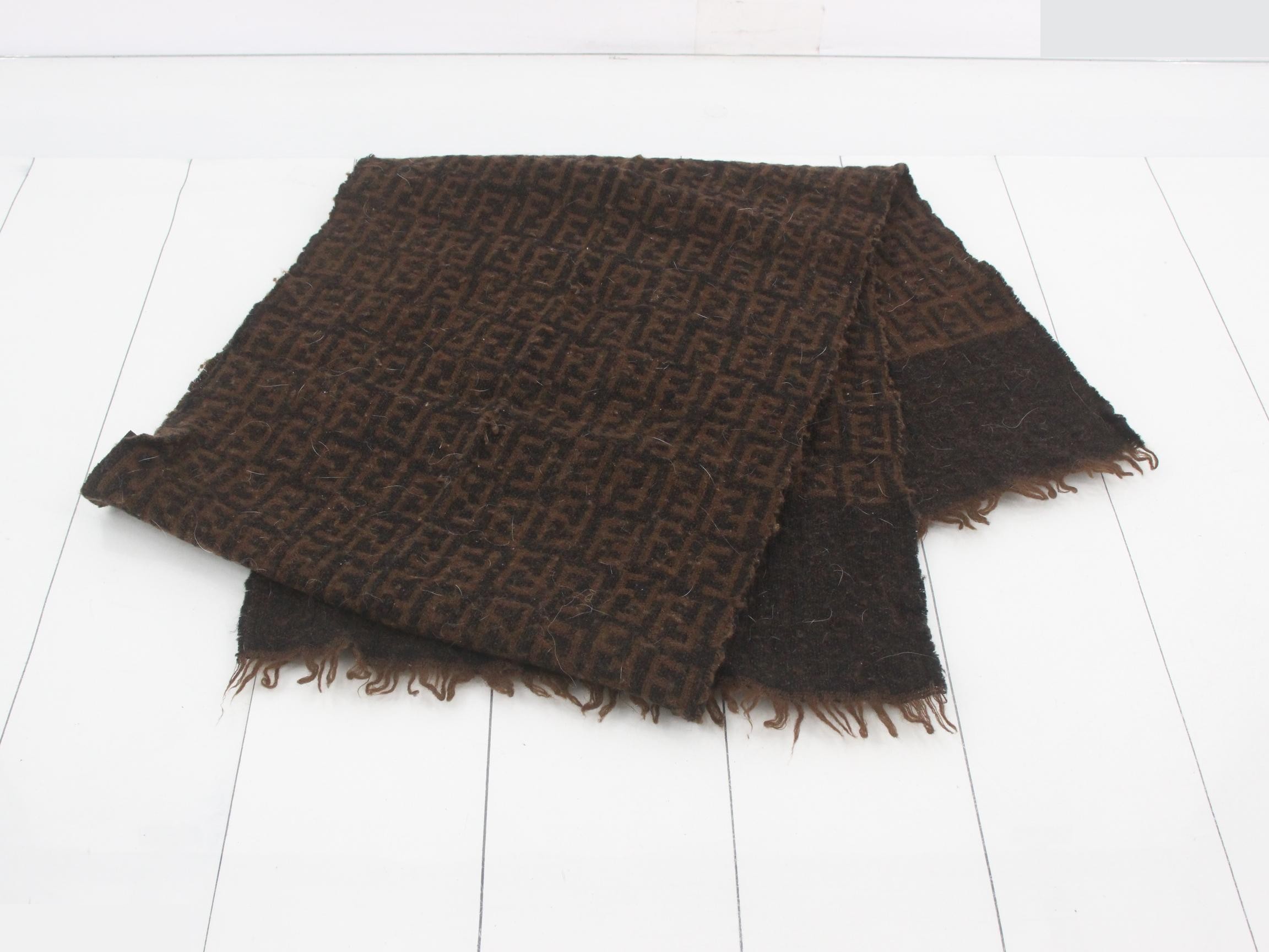 ZUCCA scarf with tag — view 3