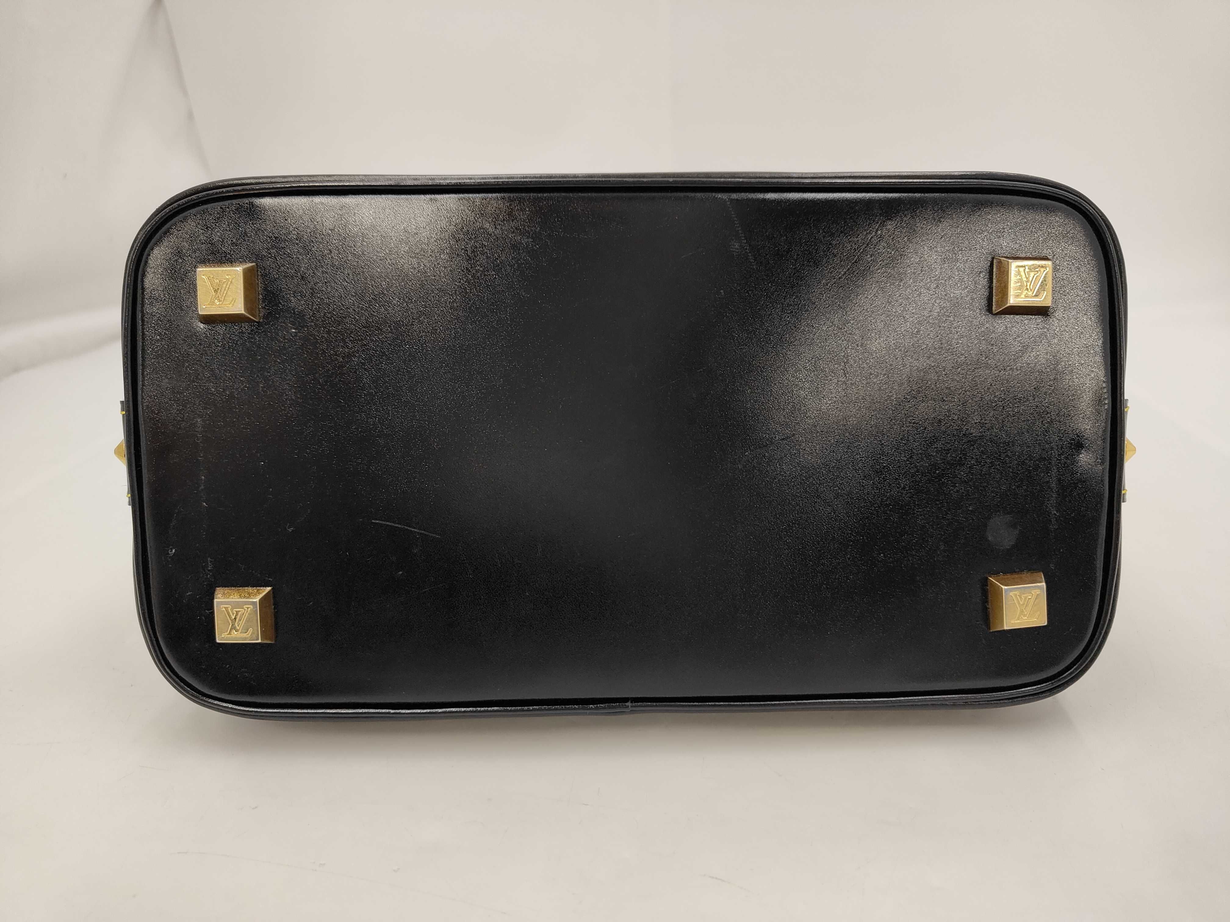 Suhari M91888 Lockit PM Goat Leather BLACK GOLD AS1049 Initial on Crochette Handbag — view 3