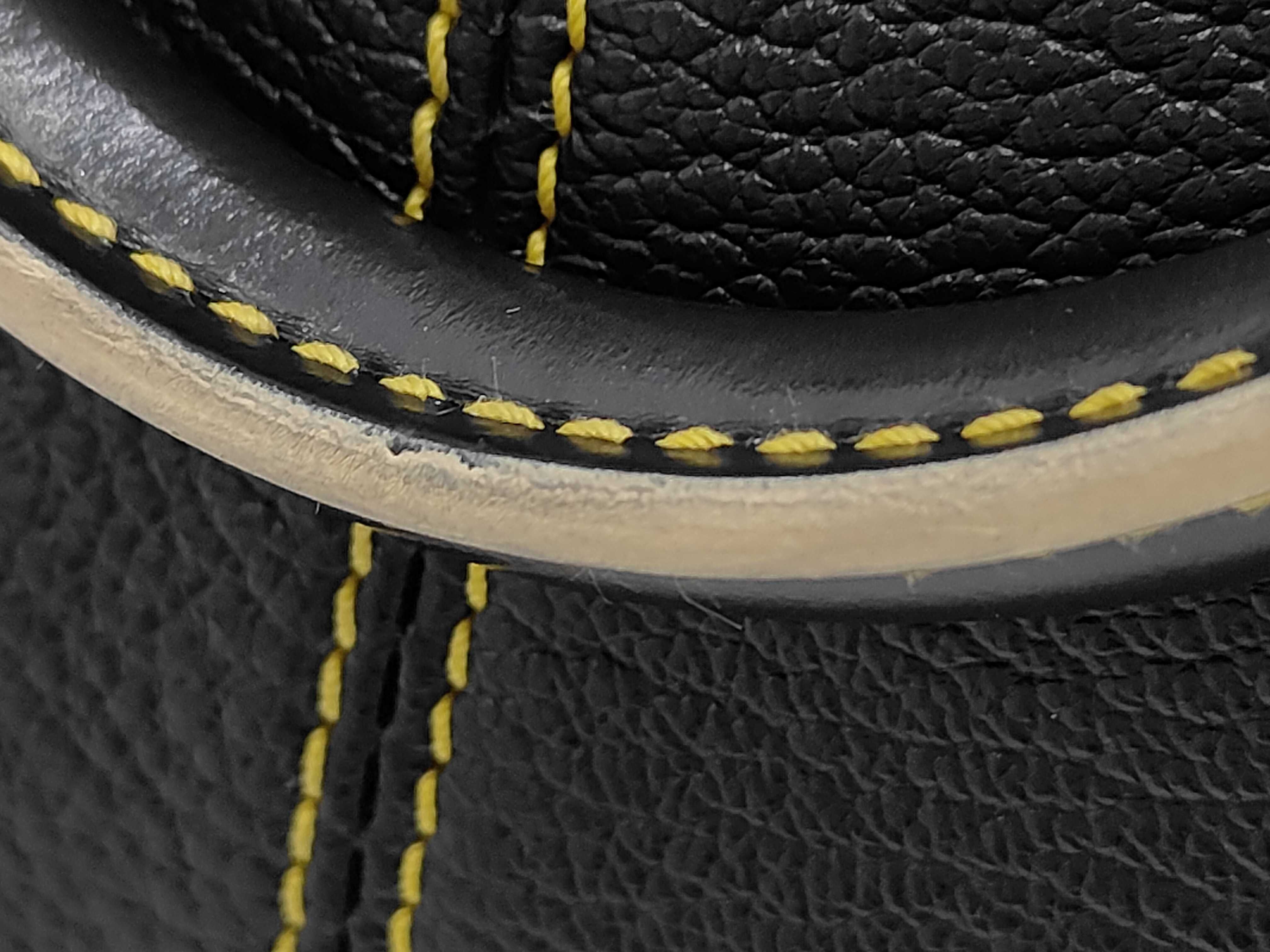 Suhari M91888 Lockit PM Goat Leather BLACK GOLD AS1049 Initial on Crochette Handbag — view 7