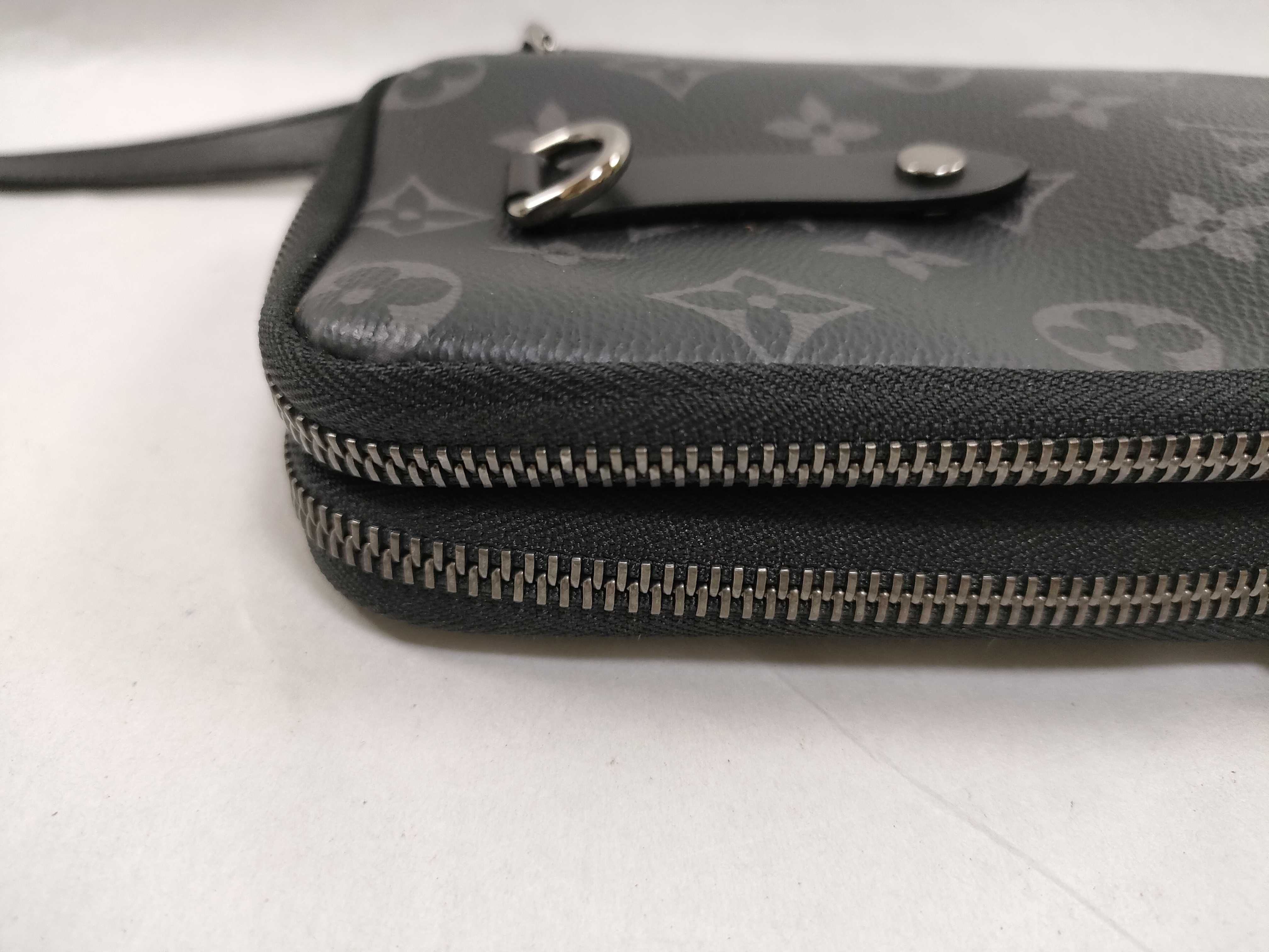 Monogram Louis Vuitton Monogram Camera Shoulder Bag — view 6