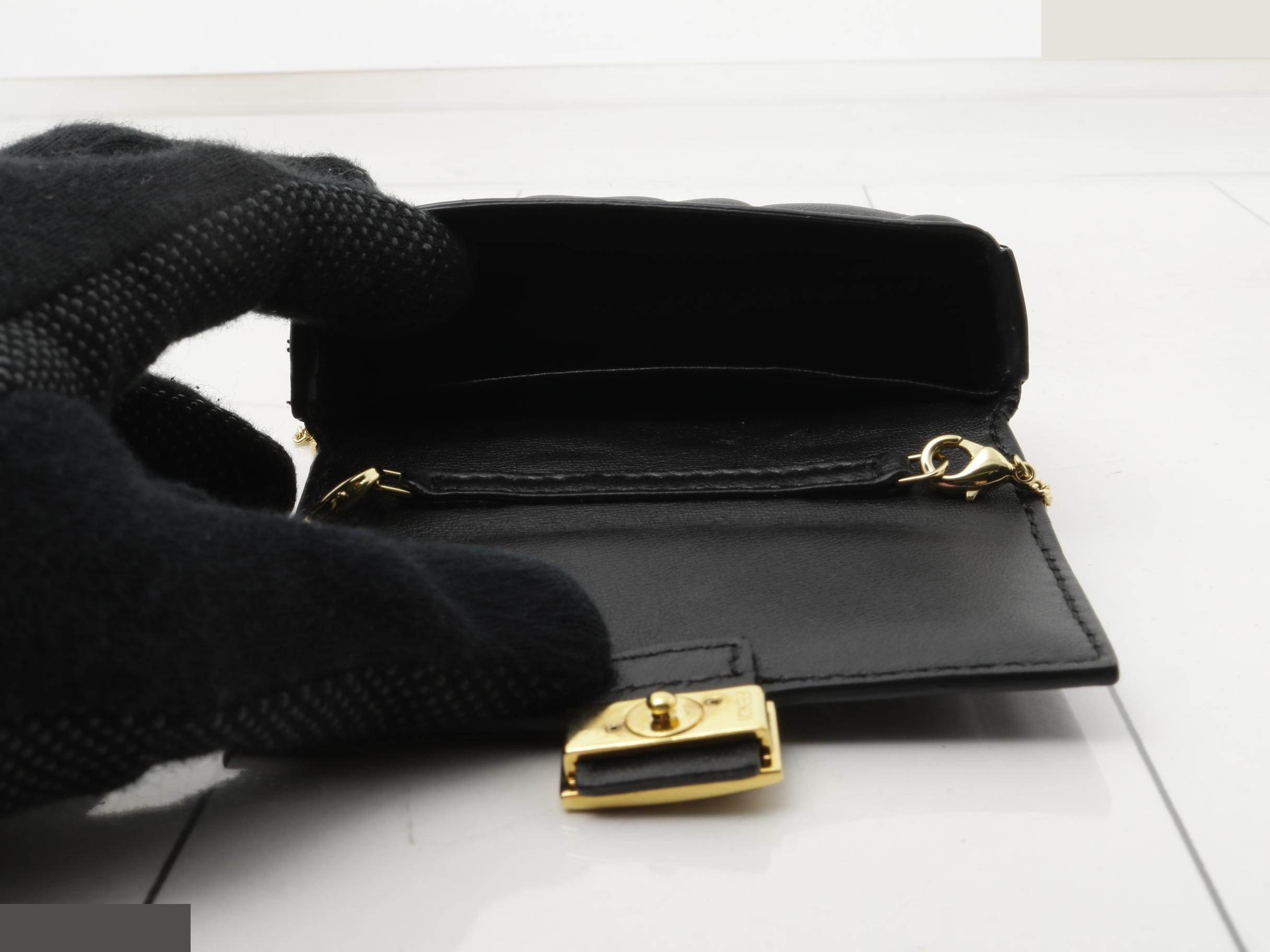 Nano Bucket Black Leather — view 4